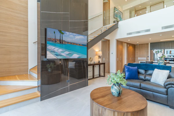 One 102: Elegant Beachfront Getaway with Unmatched Views