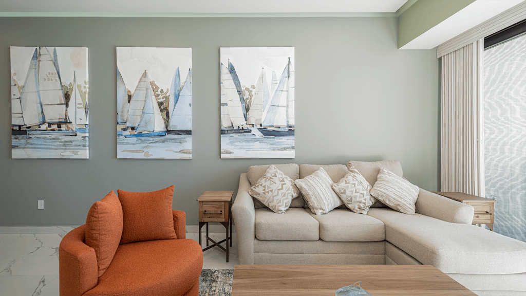 R802 Elegant One Bedroom Beachfront Condo at Soleil