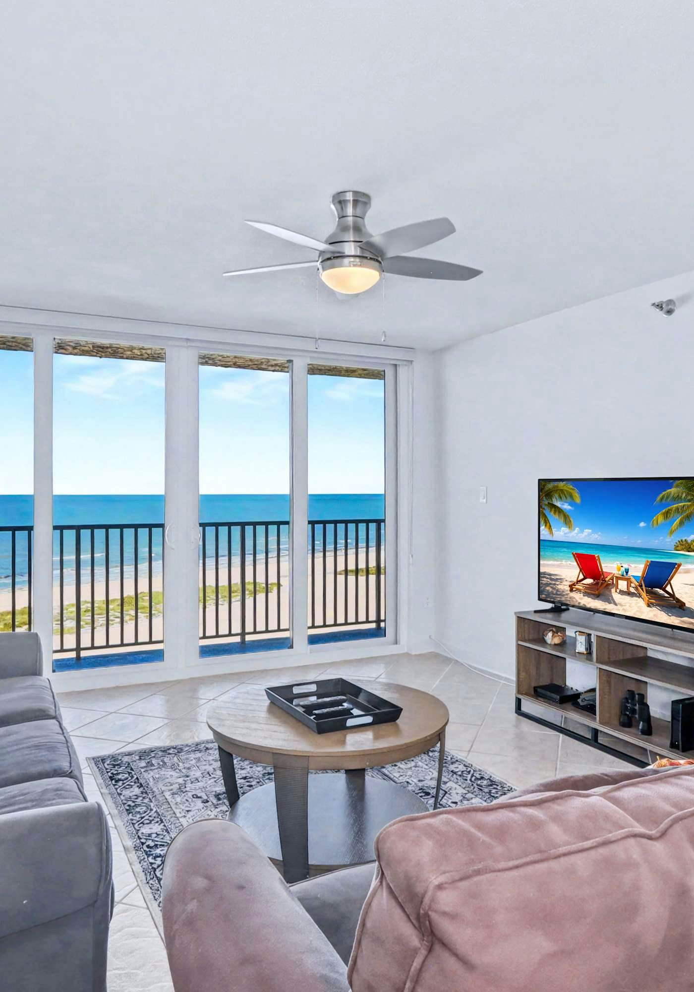 Waterfront Resort Gulf View | Pool & Beach Access