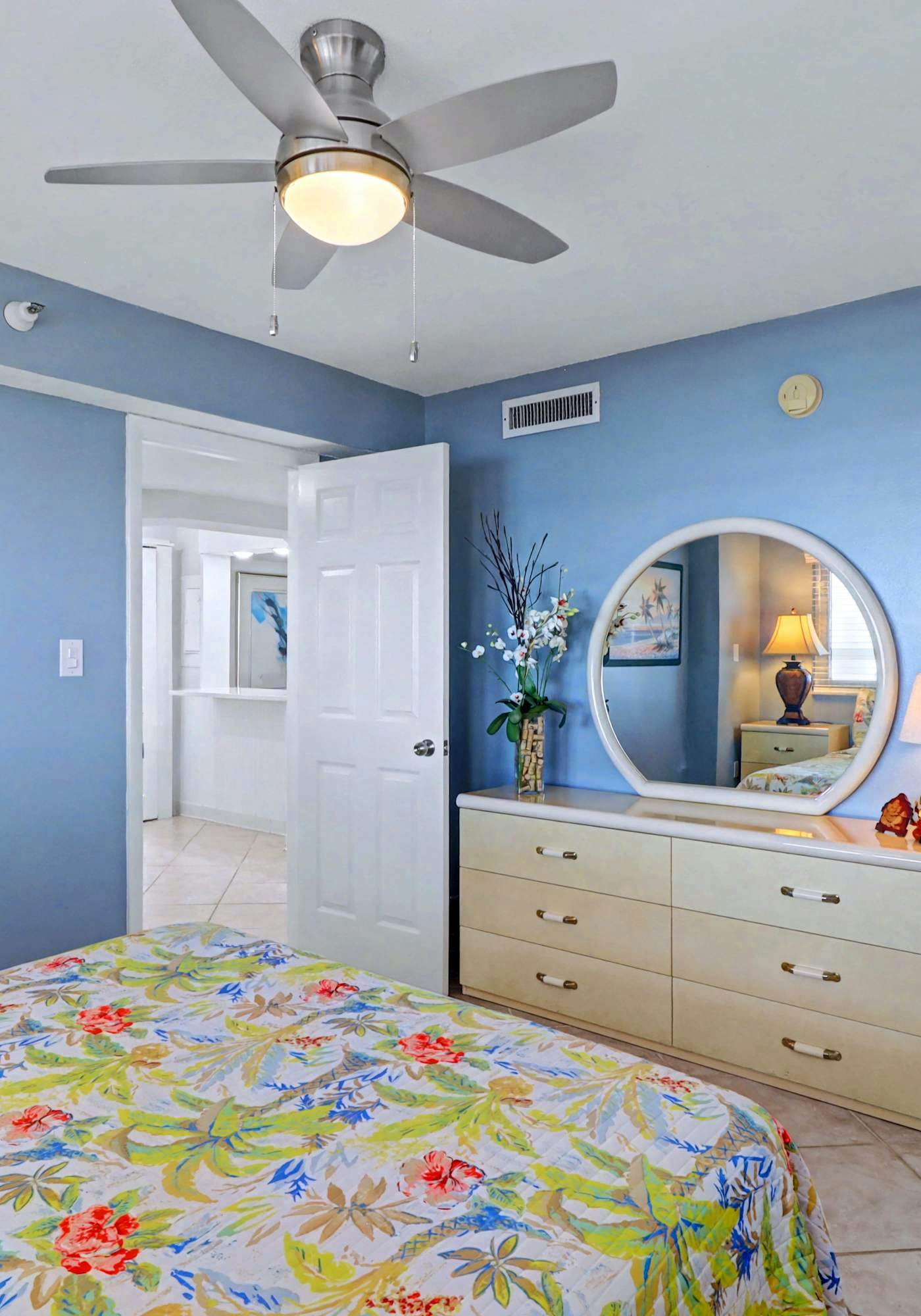 Waterfront Resort Gulf View | Pool & Beach Access