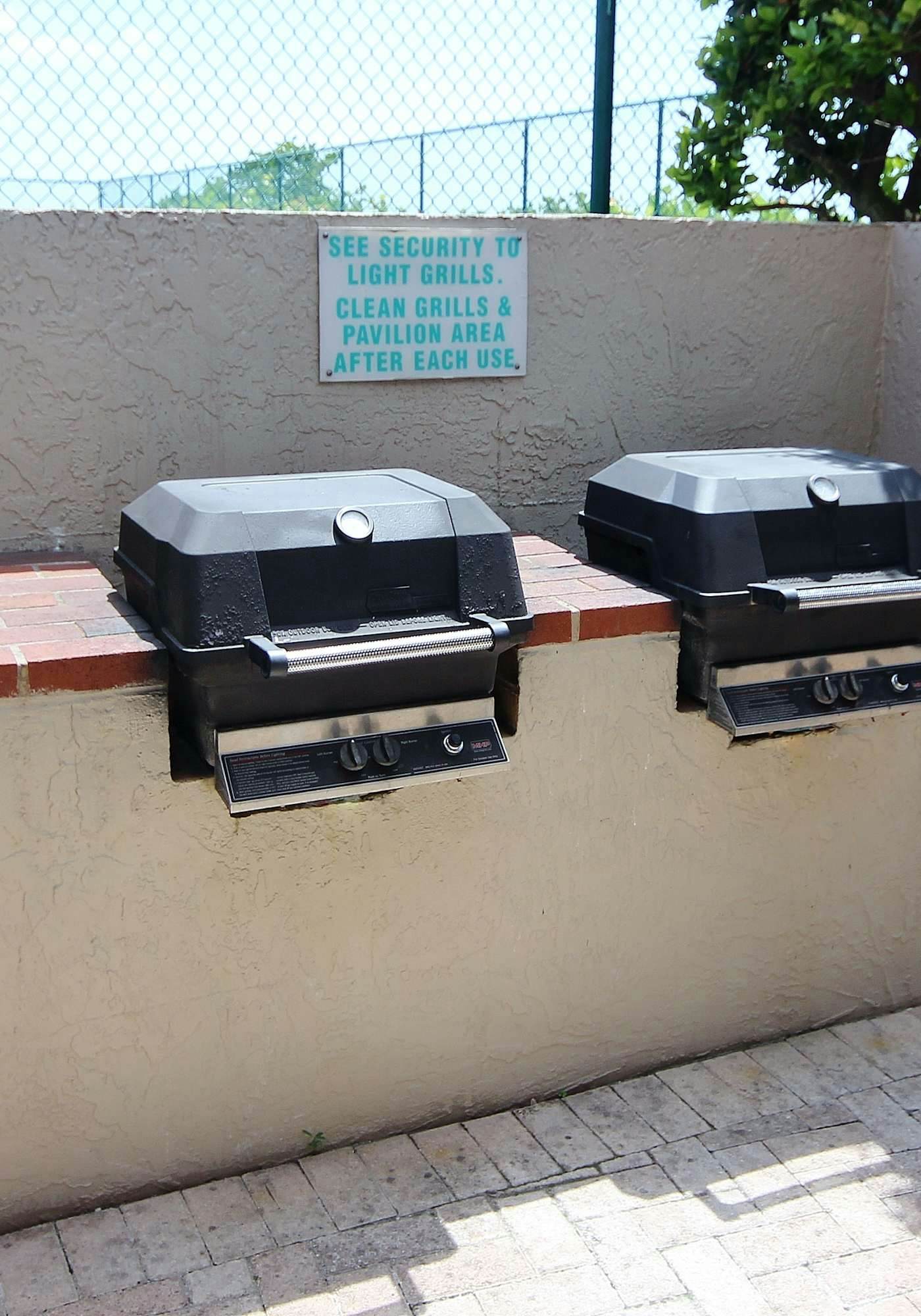 Waterfront Resort Gulf View | Pool & Beach Access