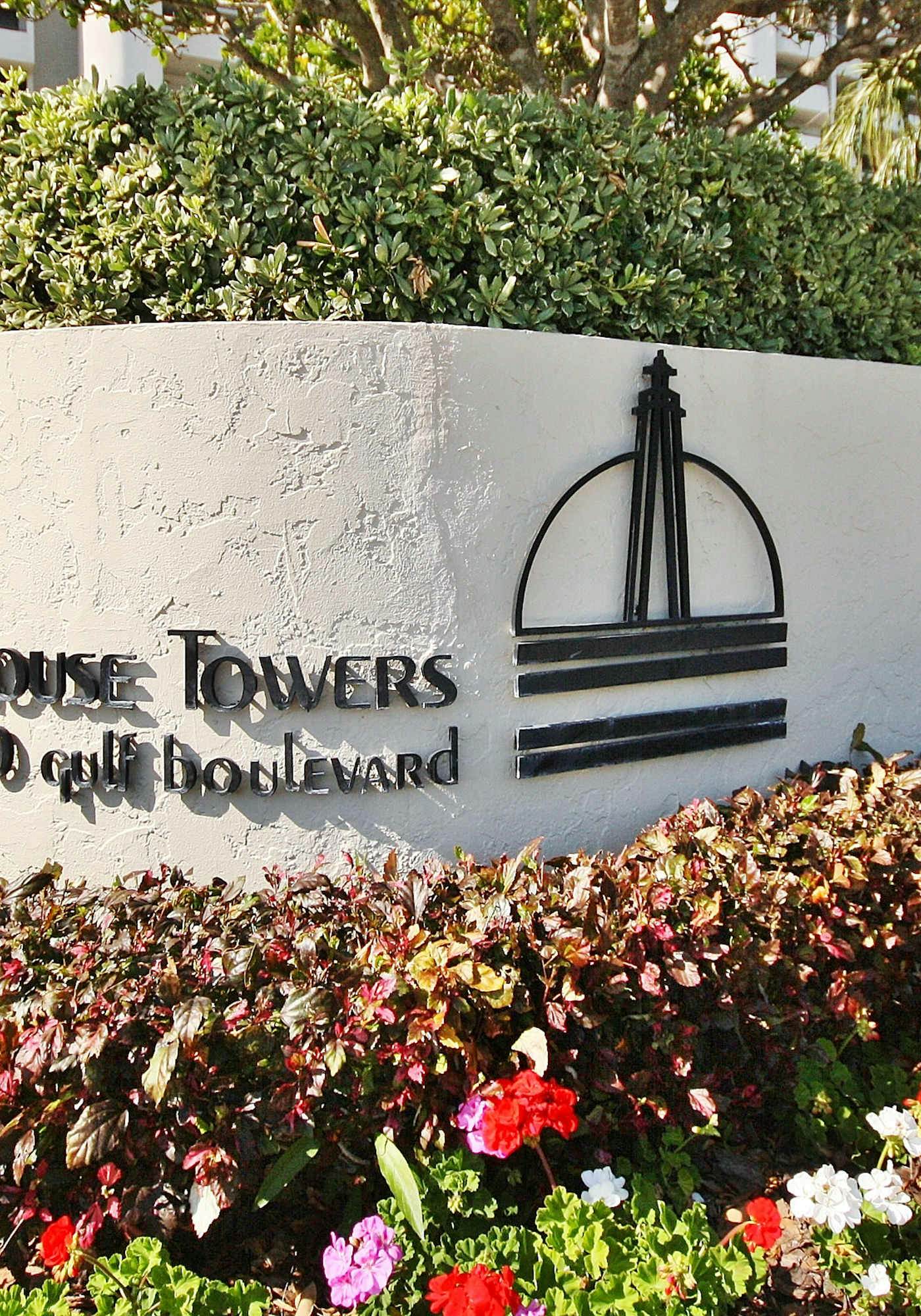 Waterfront Resort Gulf View | Pool & Beach Access