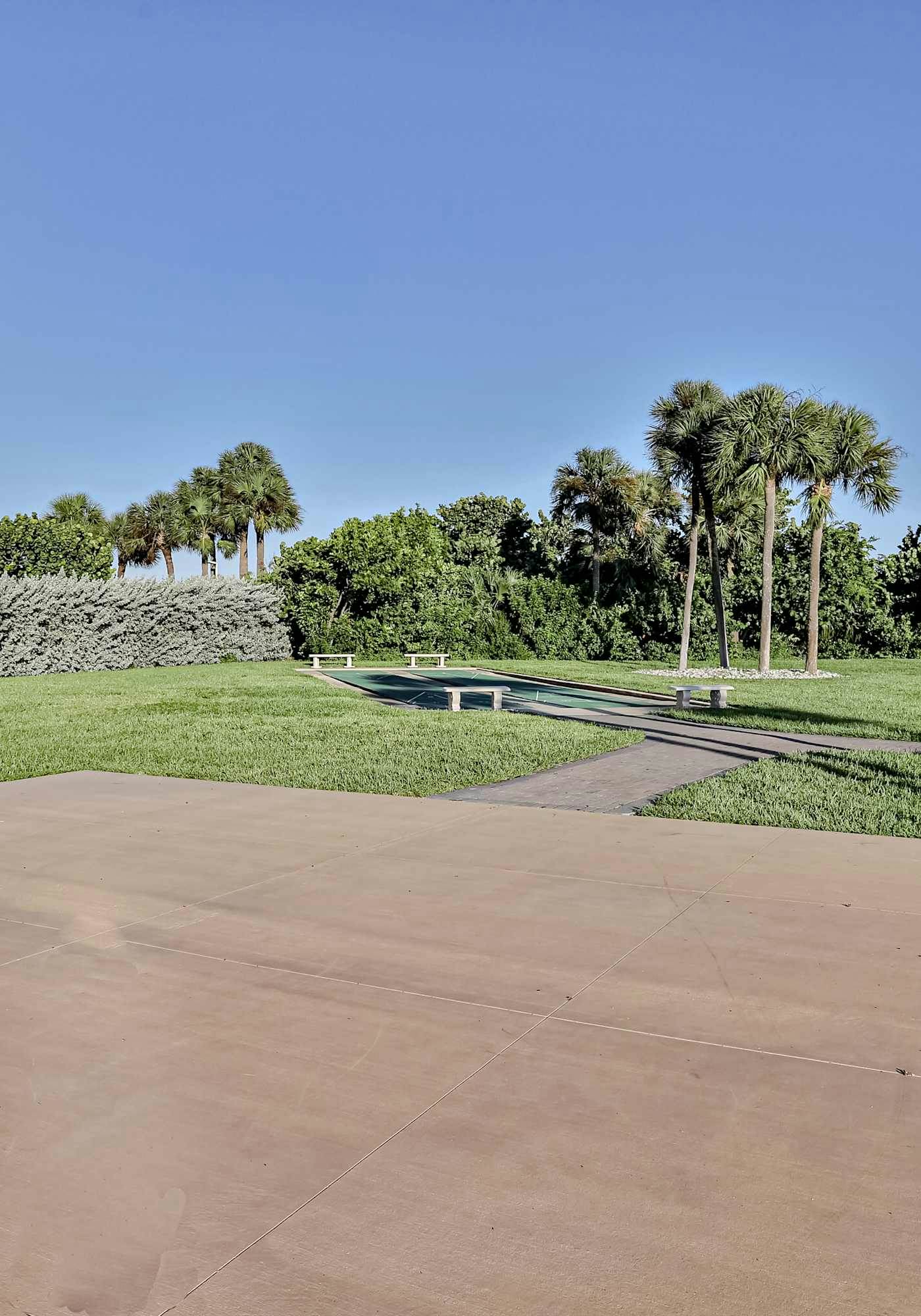 Waterfront Resort Gulf View | Pool & Beach Access