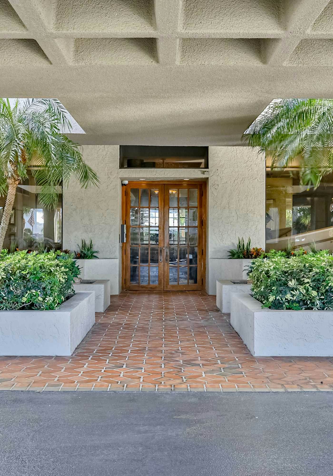 Waterfront Resort Gulf View | Pool & Beach Access