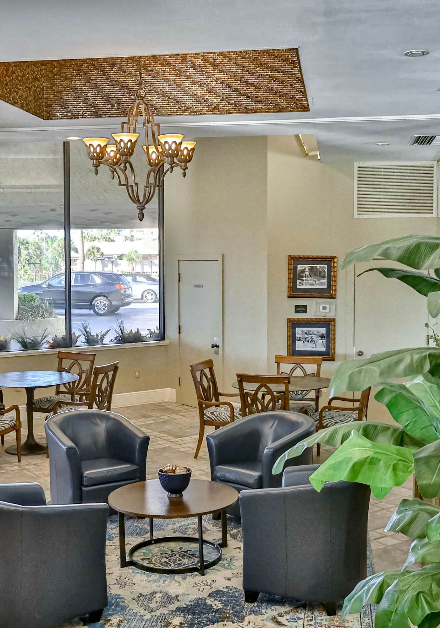 Waterfront Resort Gulf View | Pool & Beach Access