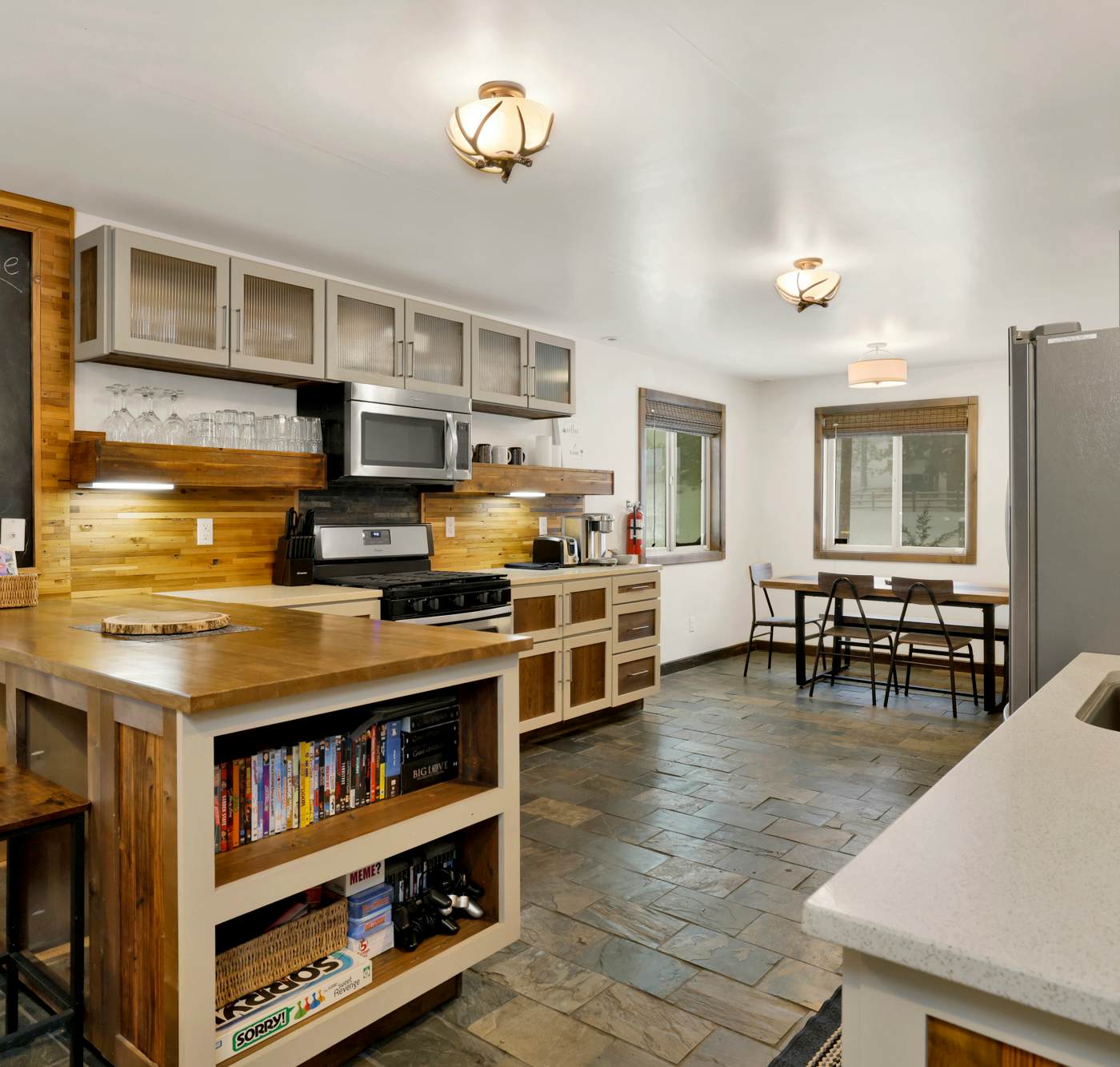 2612- Ursa Major Lodge