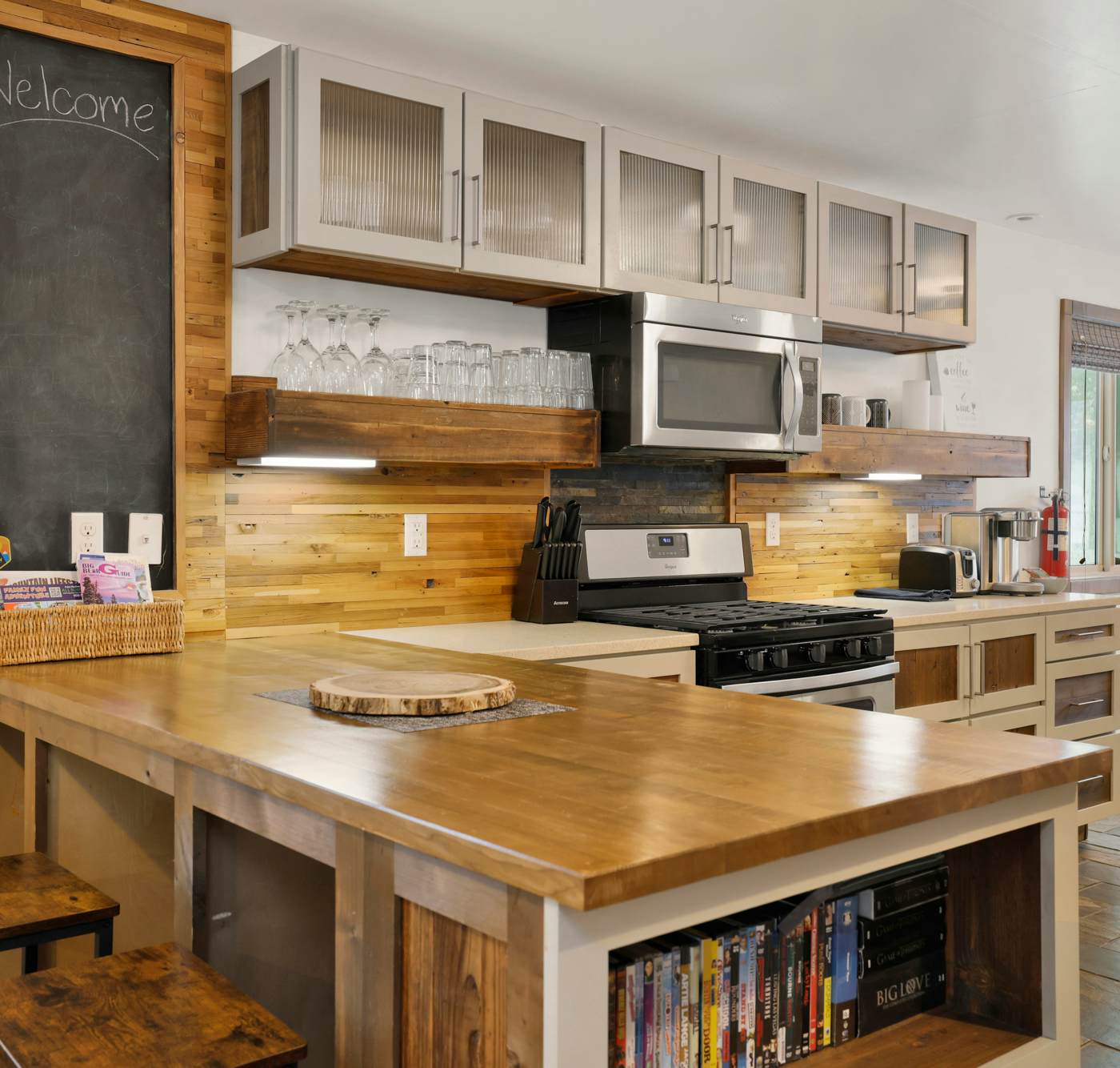 2612- Ursa Major Lodge