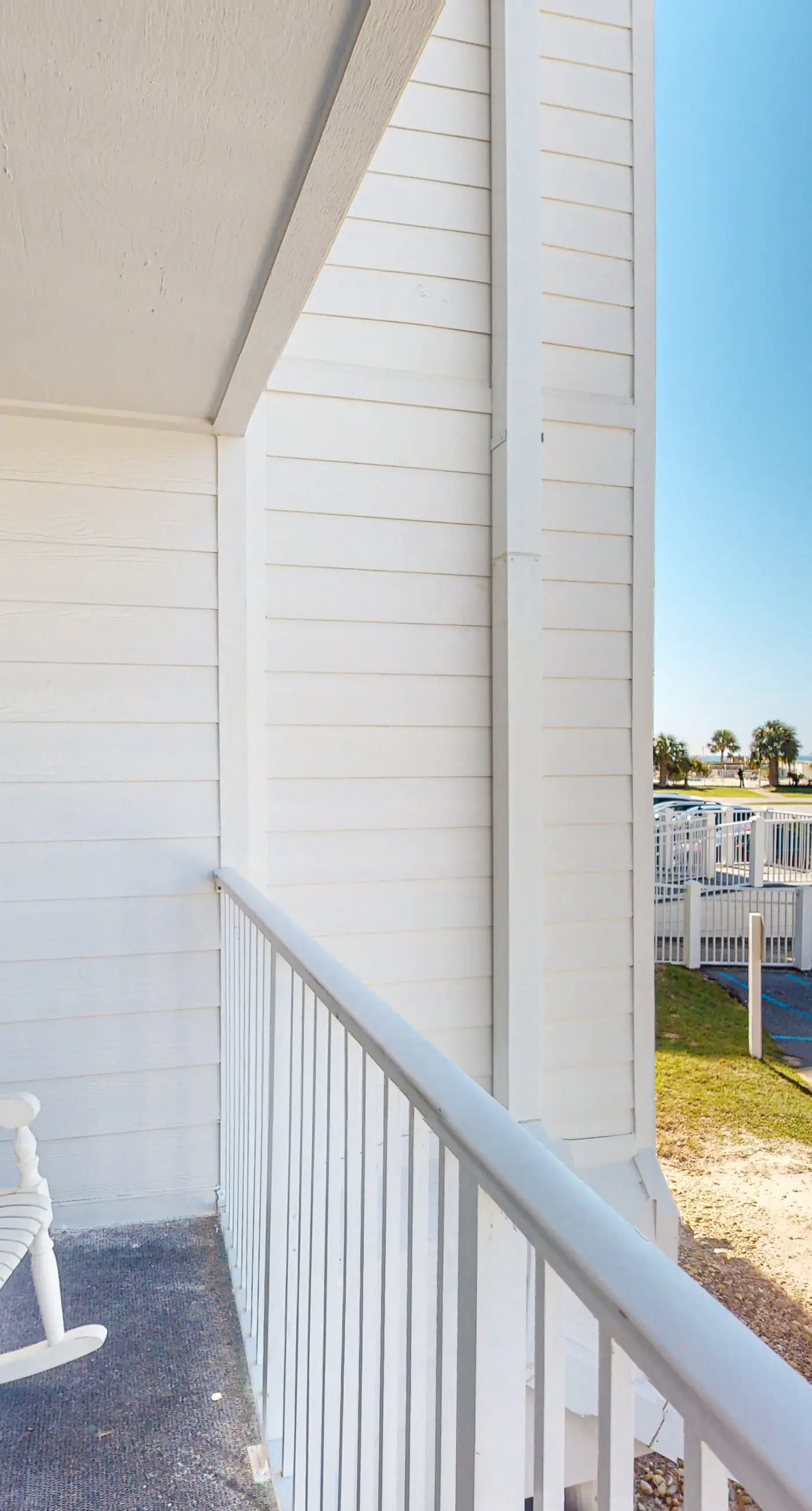 Ocean-view condo near the beach with indoor pool, gym, & basketball