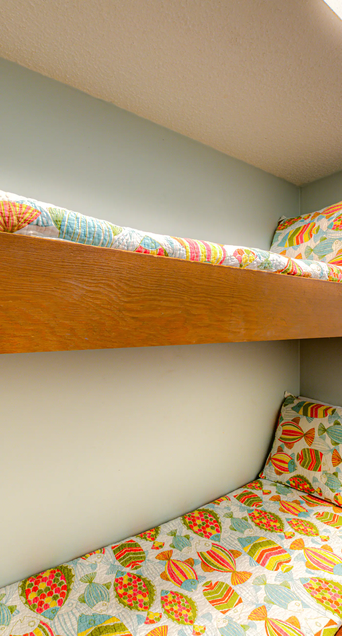 Waterfront getaway with beach view, shared pools & sports courts