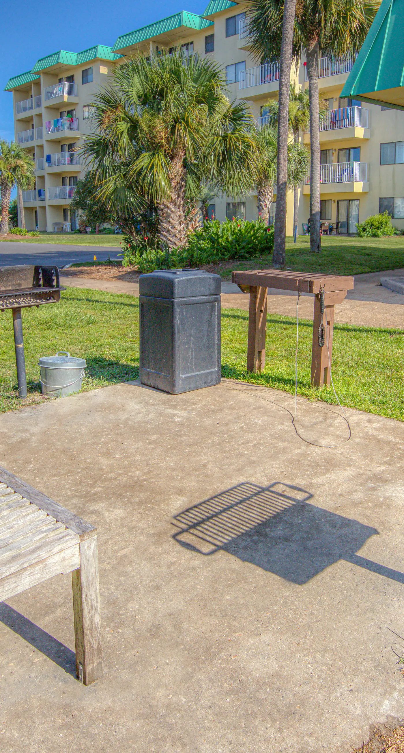 Waterfront getaway with beach view, shared pools & sports courts