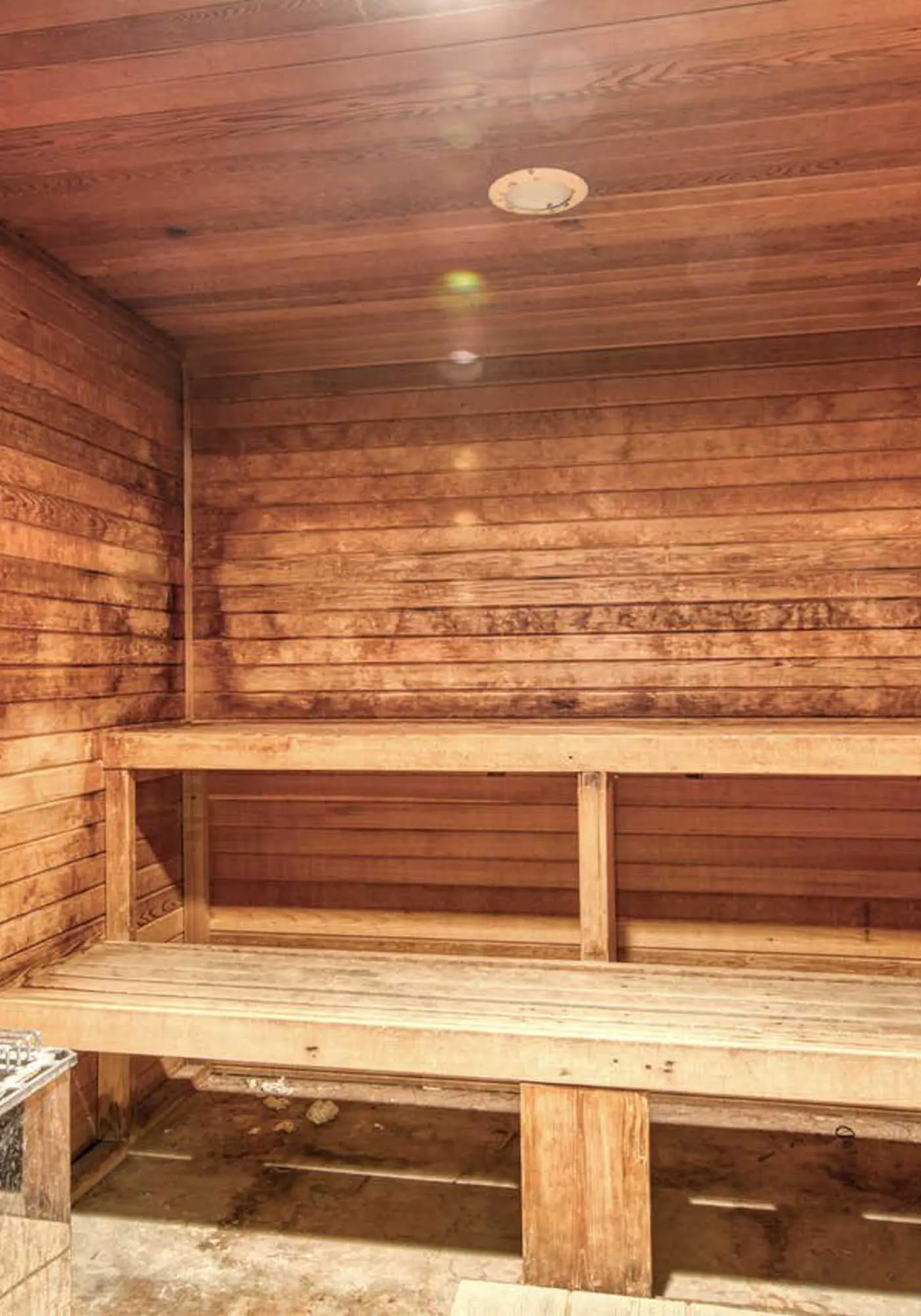 Cozy resort condo near the beach with hot tub & pool