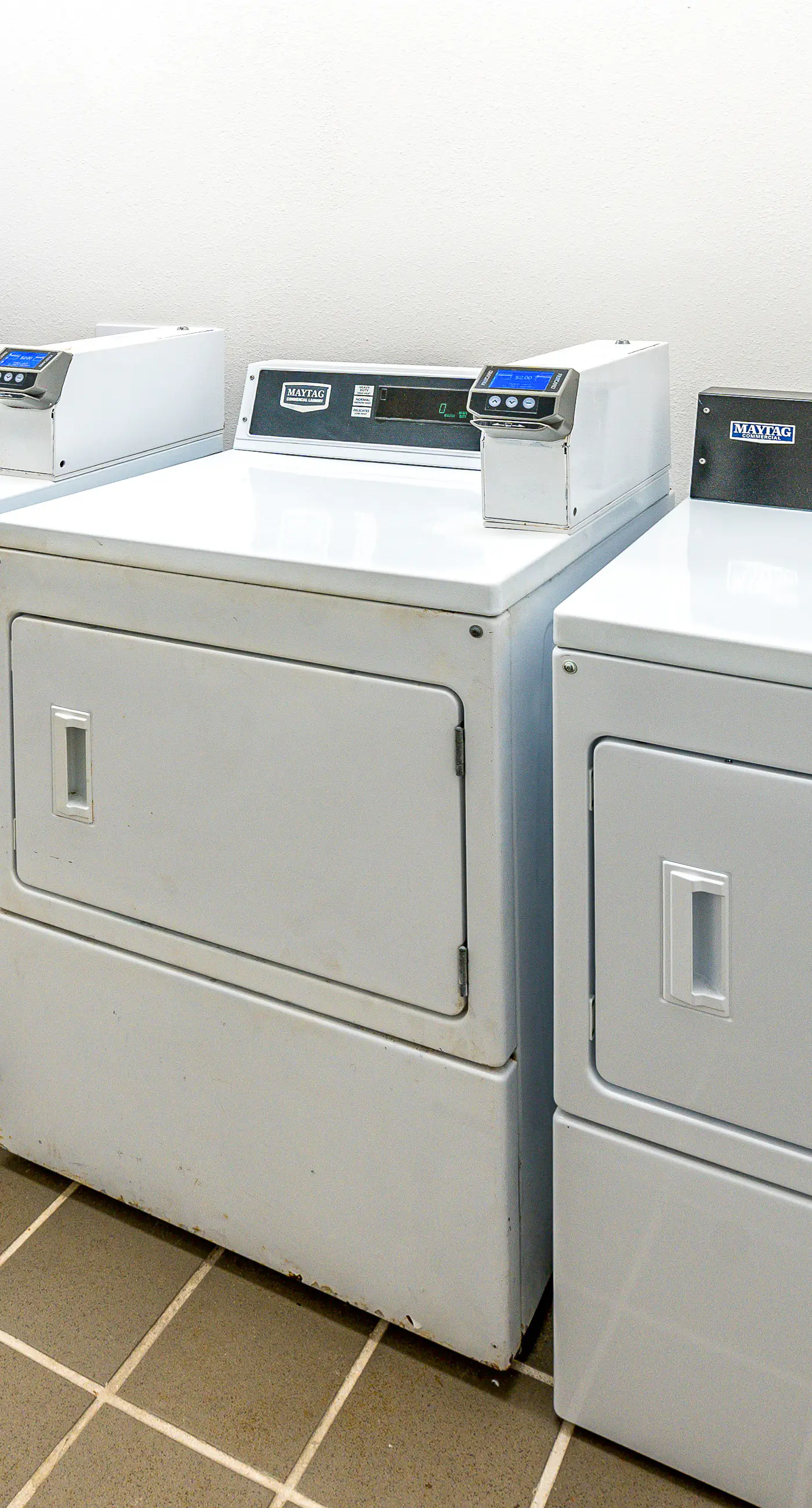 Beachfront condo with balcony, shared pool