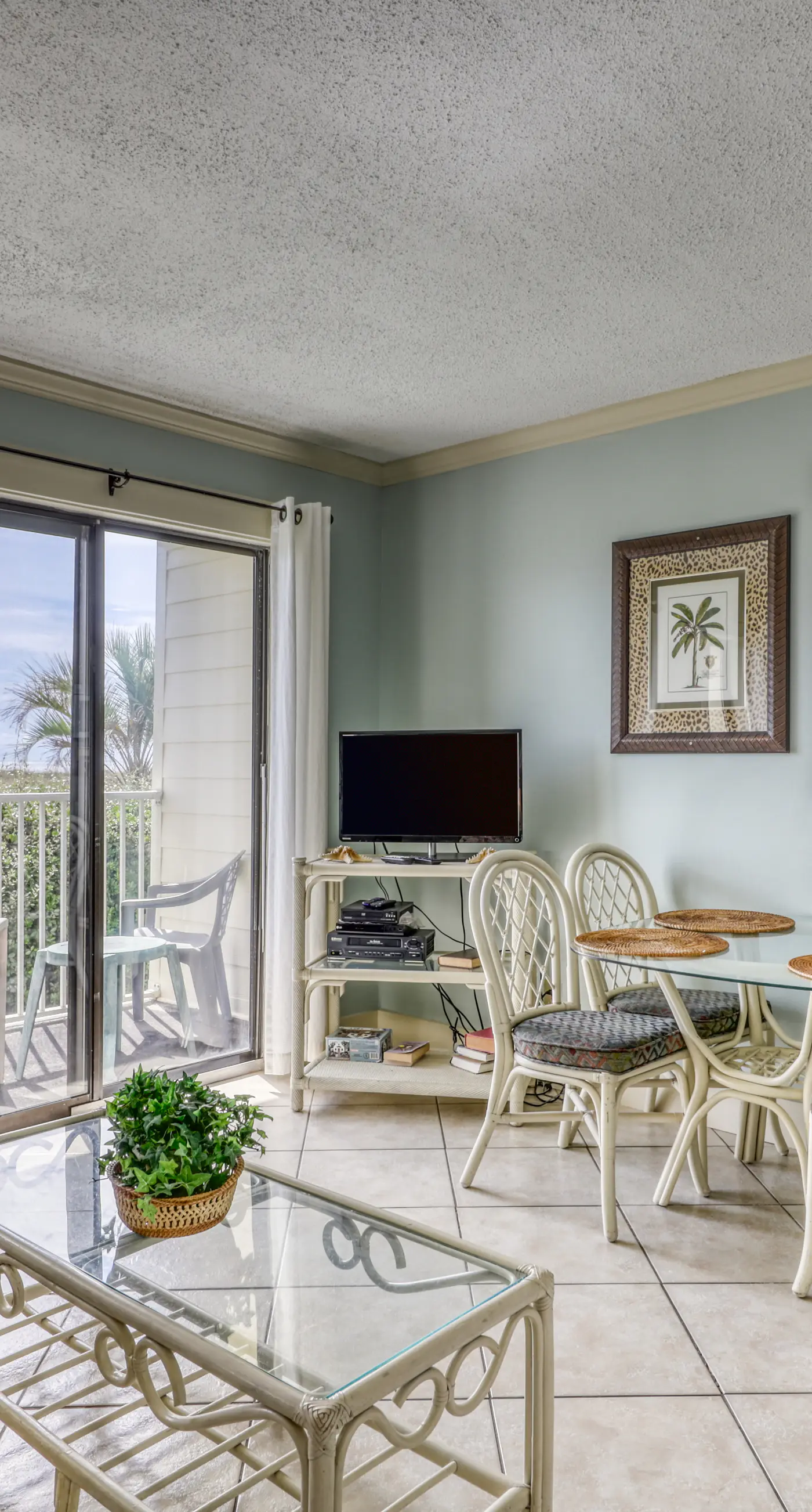 Waterfront condo with balcony and Gulf view plus shared pool