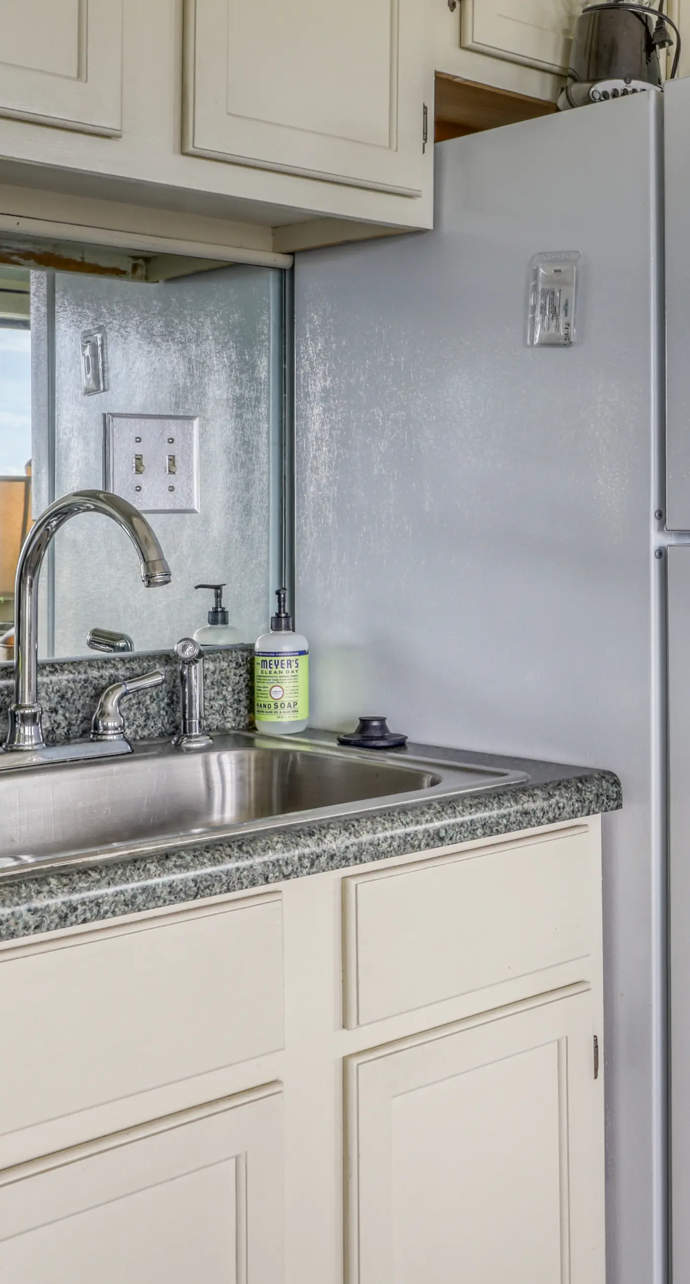 Waterfront condo with balcony and Gulf view plus shared pool