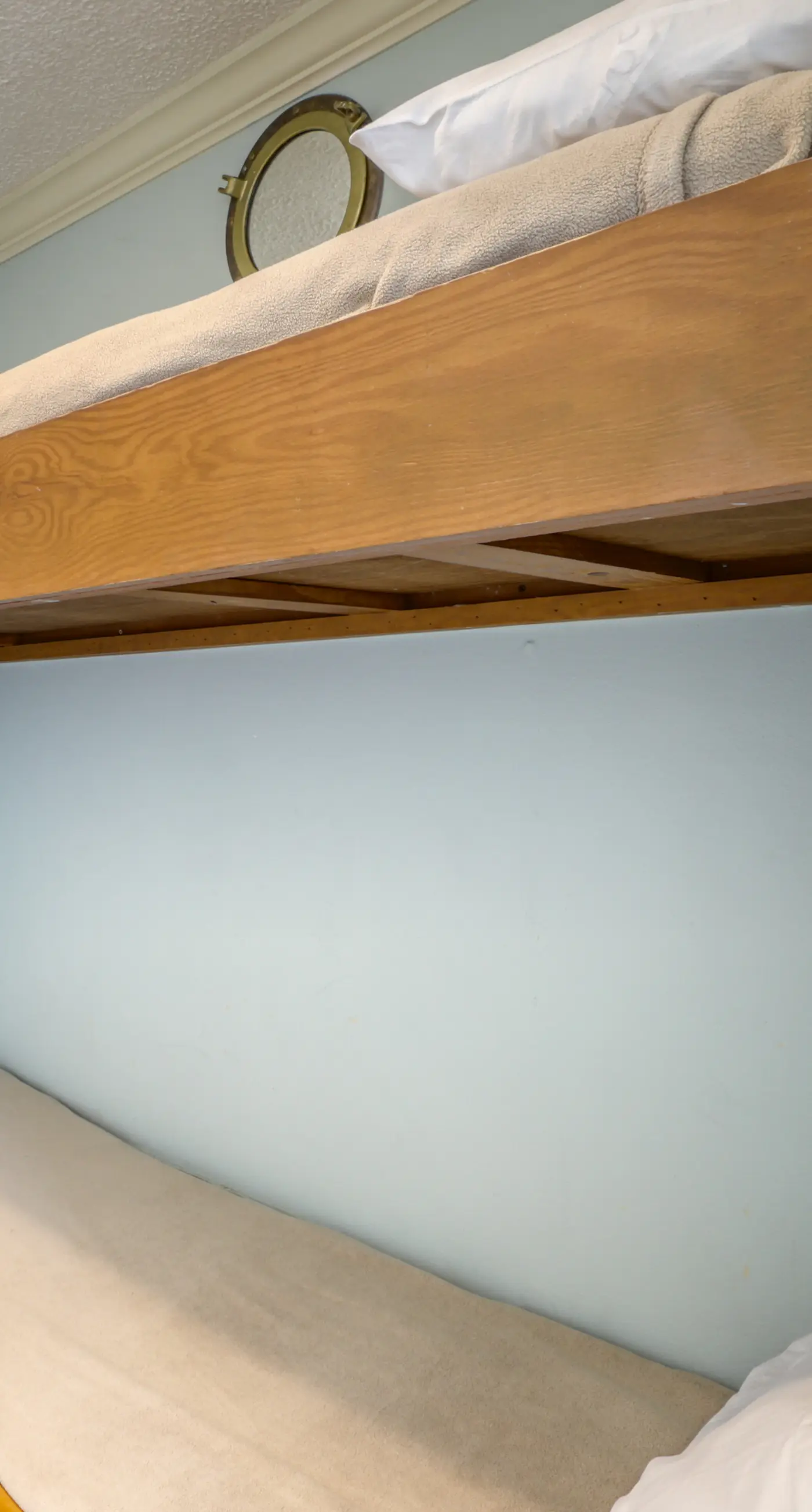 Waterfront condo with balcony and Gulf view plus shared pool