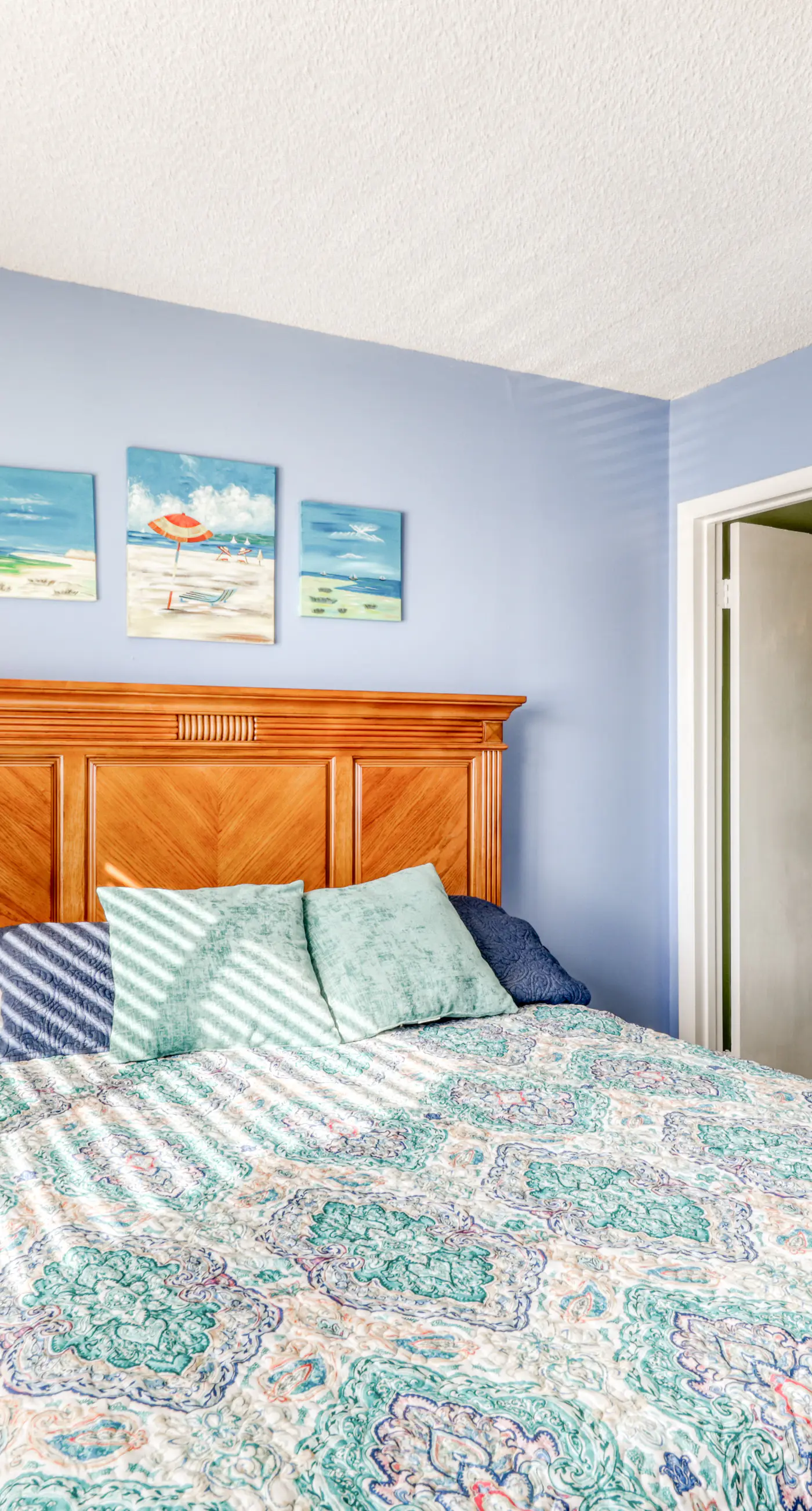 Gulf Highlands condo with gorgeous views, shared pool