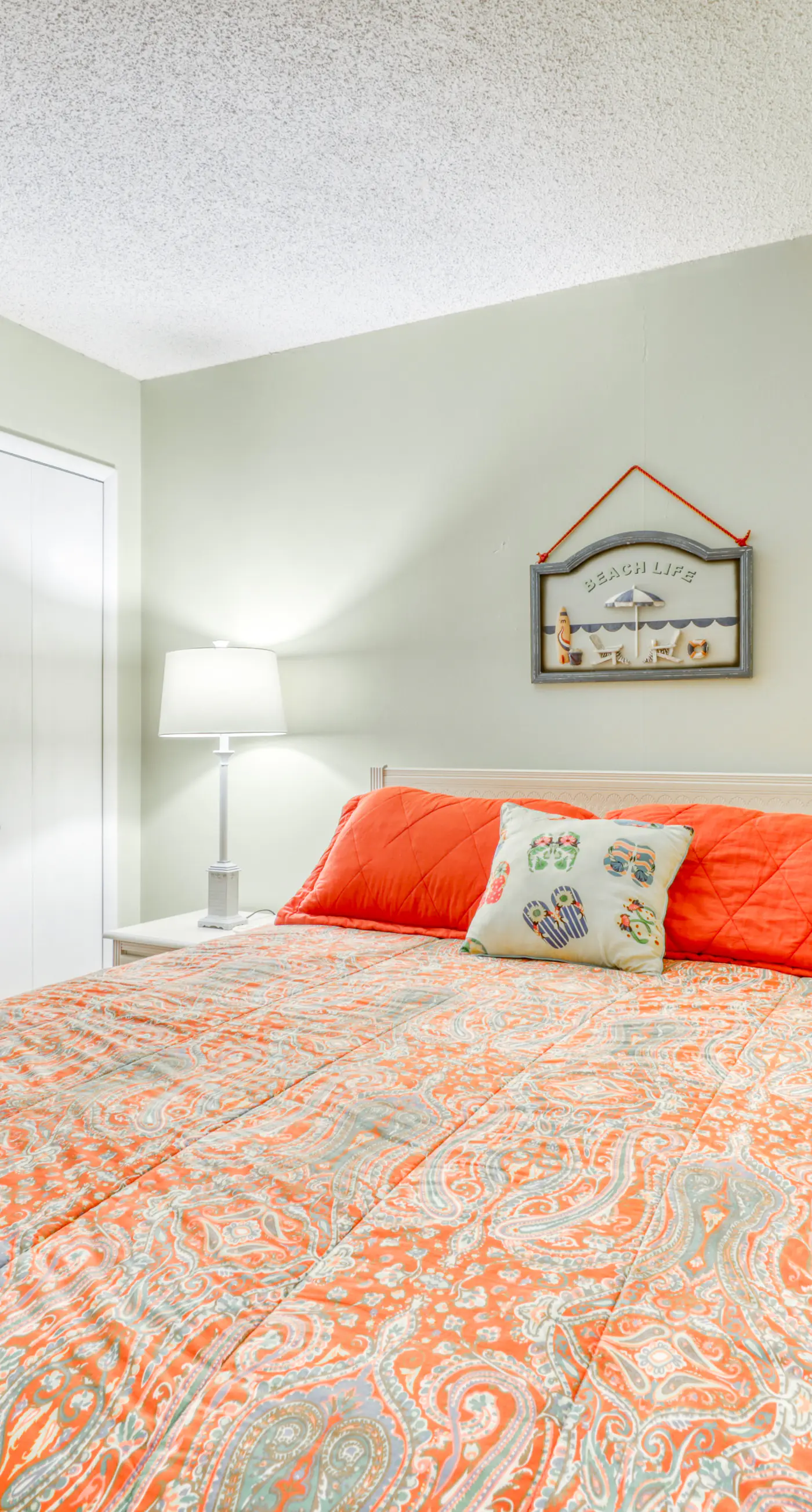 Gulf Highlands condo with gorgeous views, shared pool