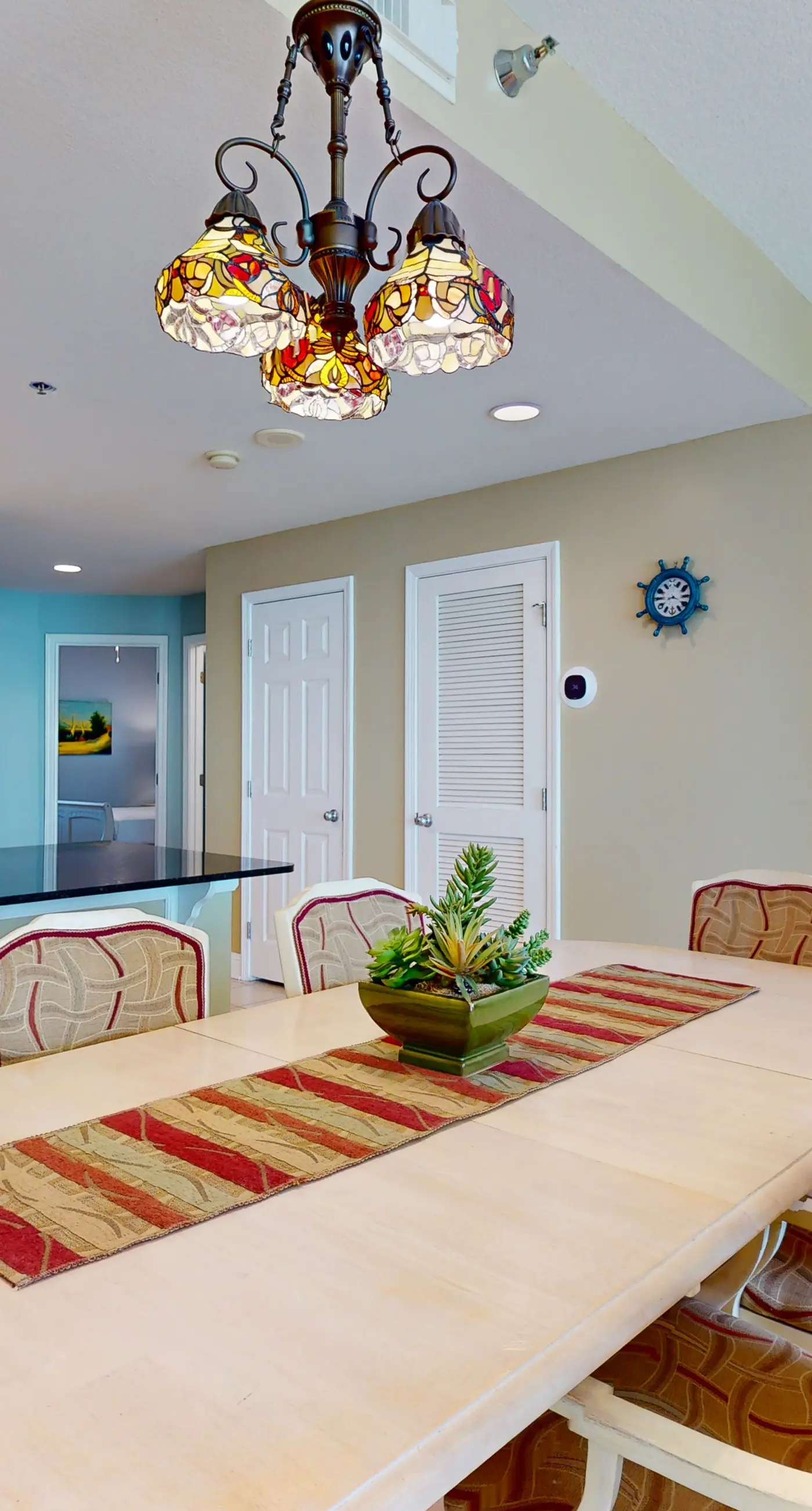 16th-Floor, Gulf-Front Condo w/ Balcony, Great View, AC & Shared Hot Tubs/Pools