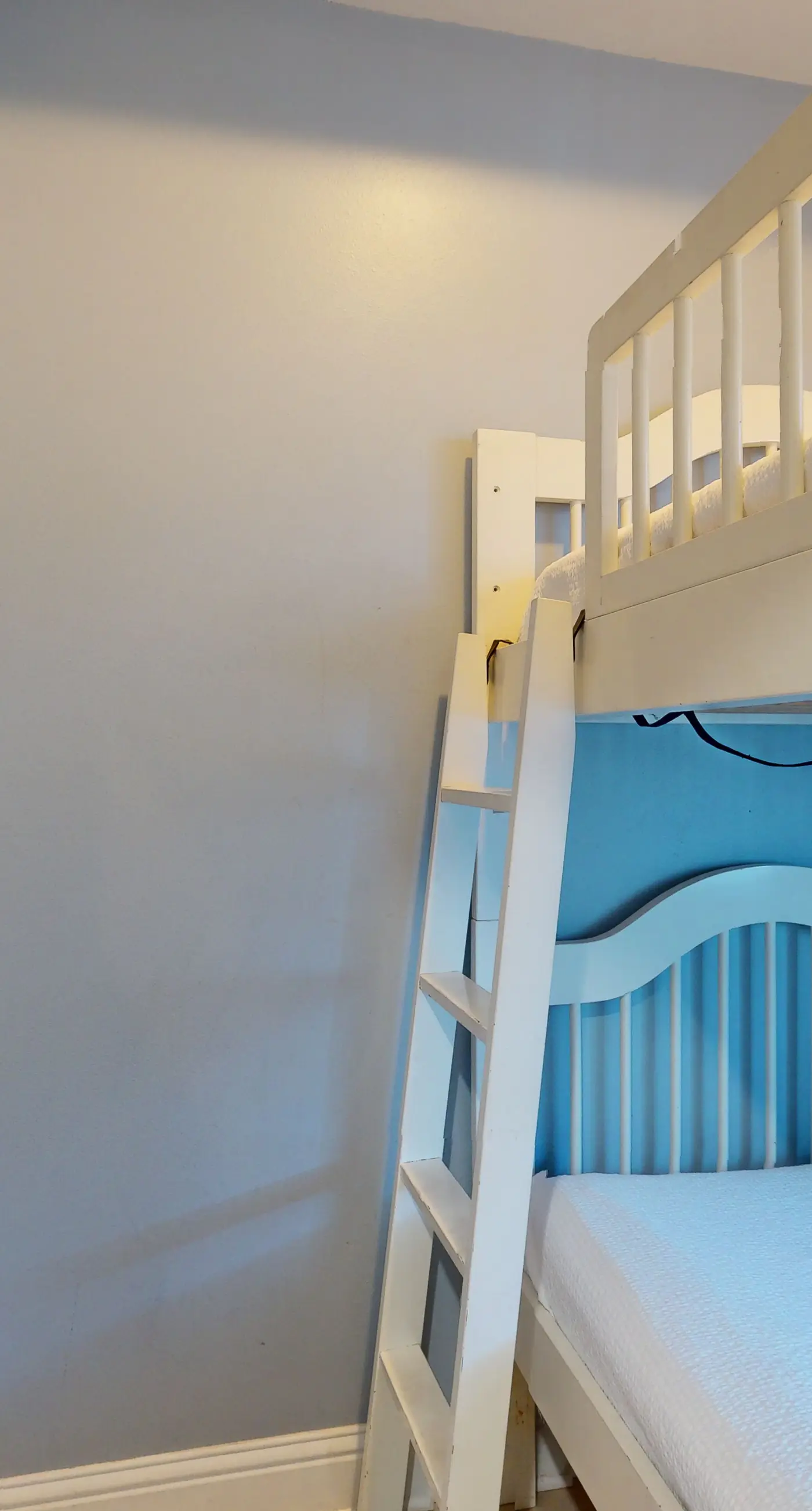 16th-Floor, Gulf-Front Condo w/ Balcony, Great View, AC & Shared Hot Tubs/Pools