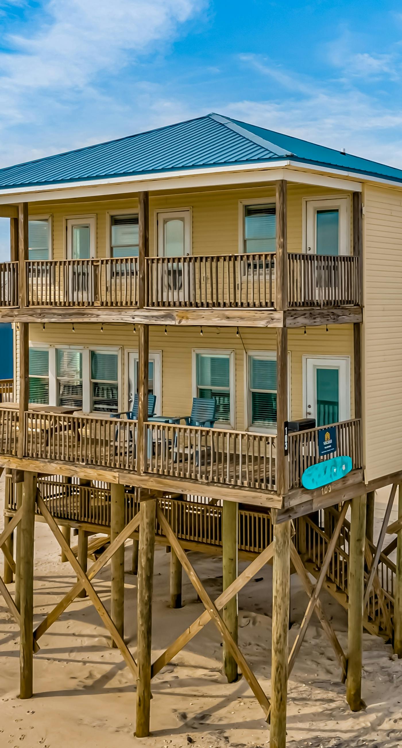 10 Steps to the Gulf Beachfront, Dog-Friendly Home with 2 Decks, AC, WiFi & W&D
