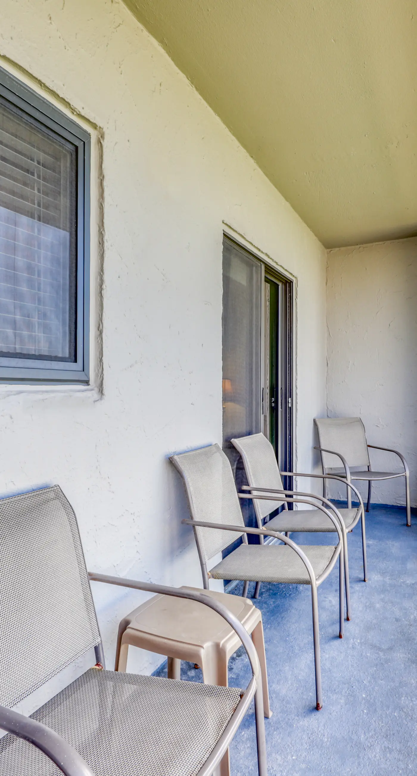 Waterfront Plantation Palms condo with pool & views from balcony