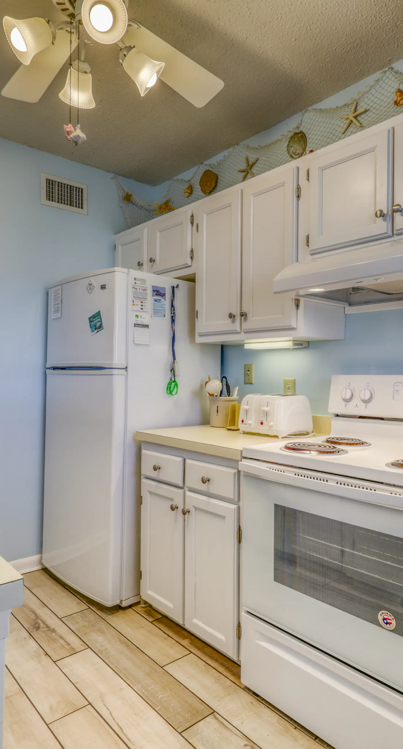 Waterfront Plantation Palms condo with pool & views from balcony