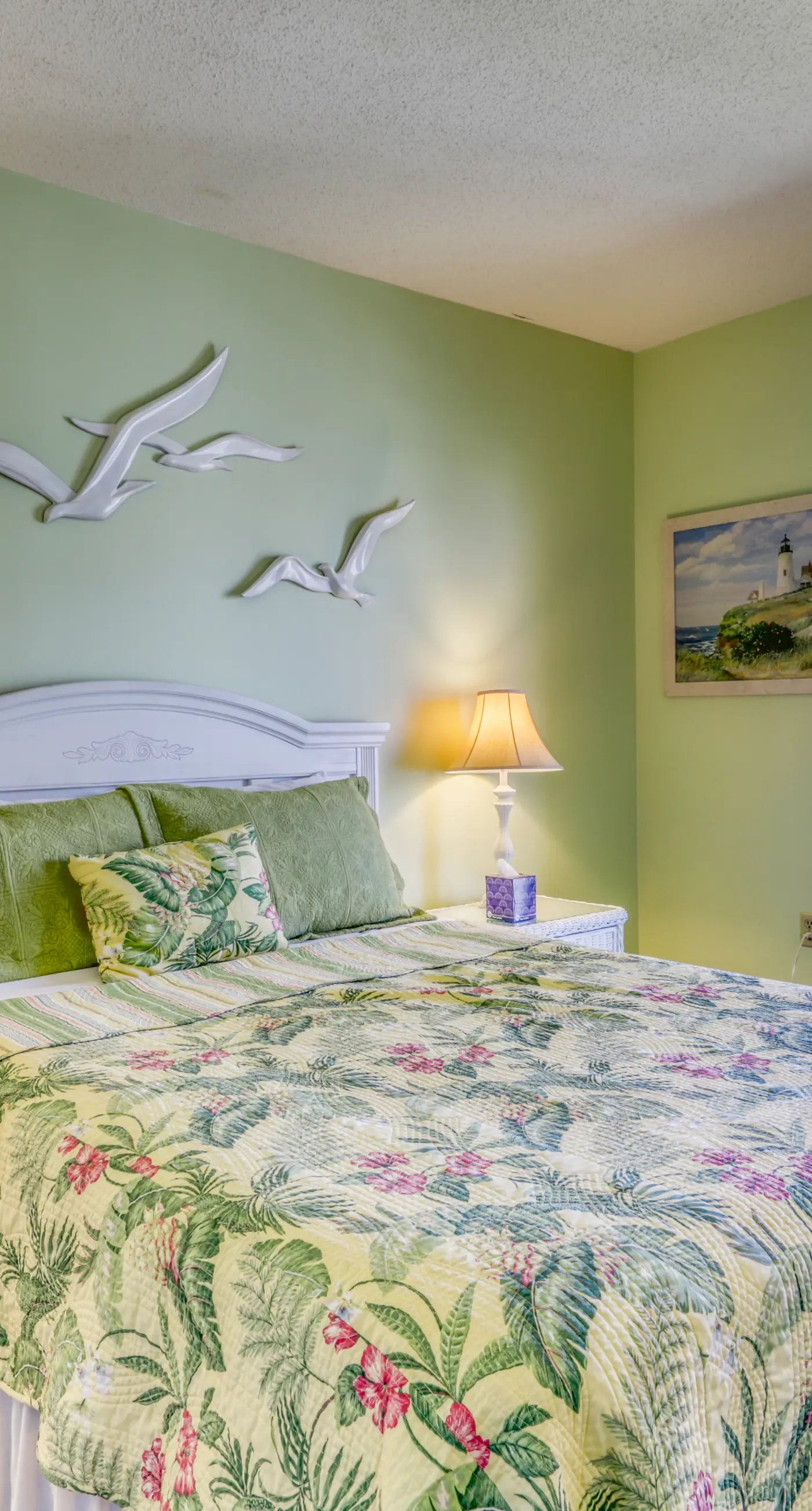 Waterfront Plantation Palms condo with pool & views from balcony