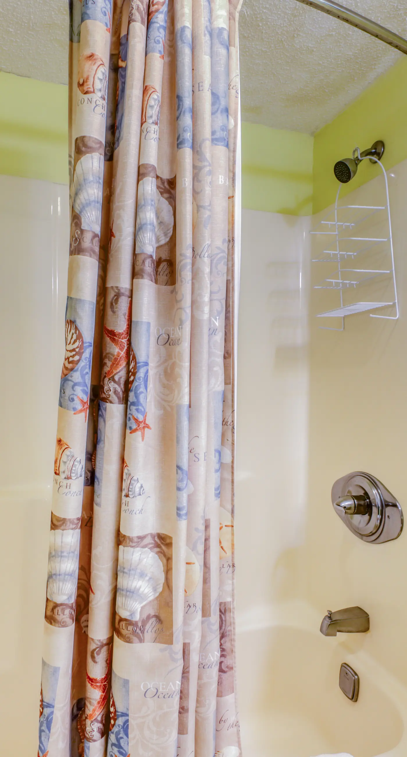 Waterfront Plantation Palms condo with pool & views from balcony