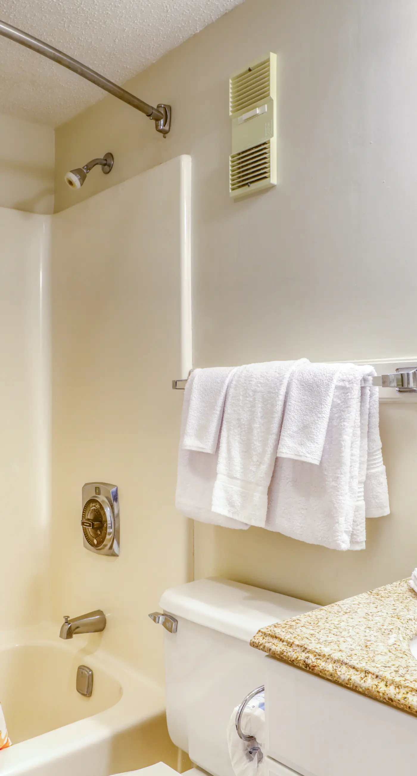 Waterfront Plantation Palms condo with pool & views from balcony