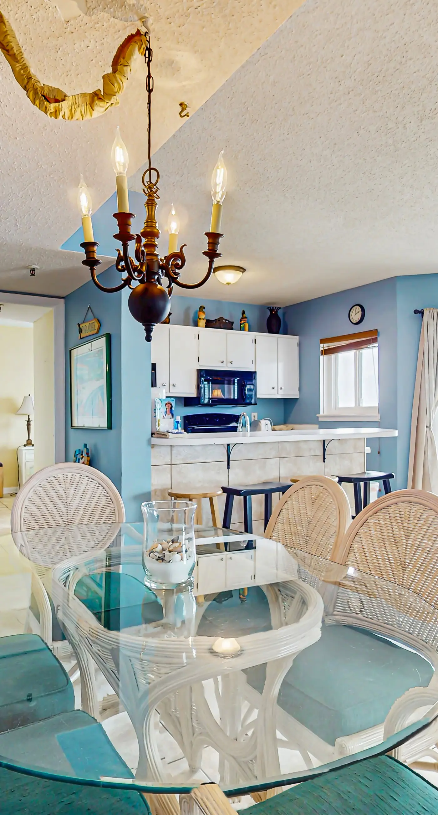 Beach condo w Gulf view, pool, sports courts at Plantation Palms