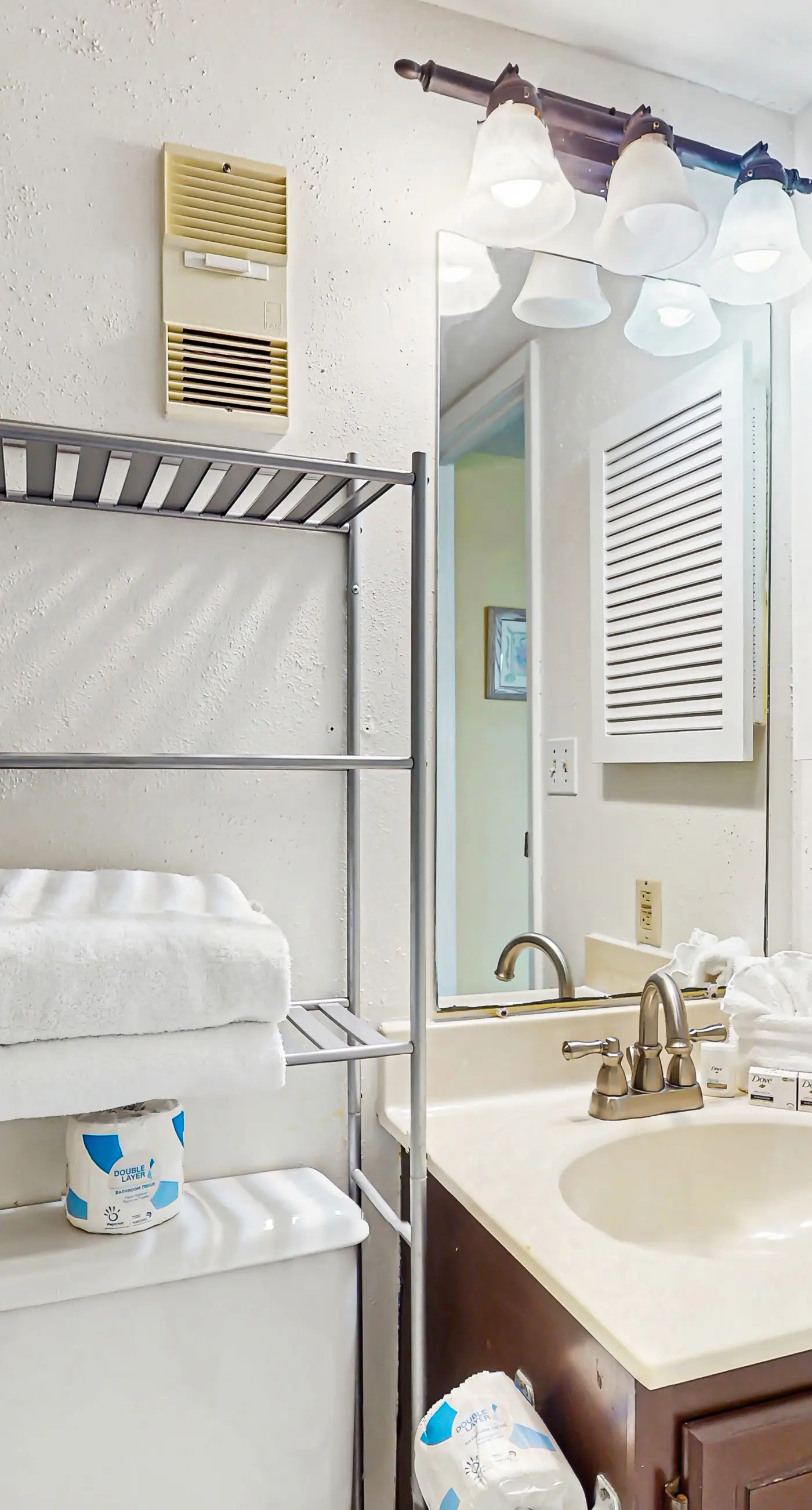 Beach condo w Gulf view, pool, sports courts at Plantation Palms