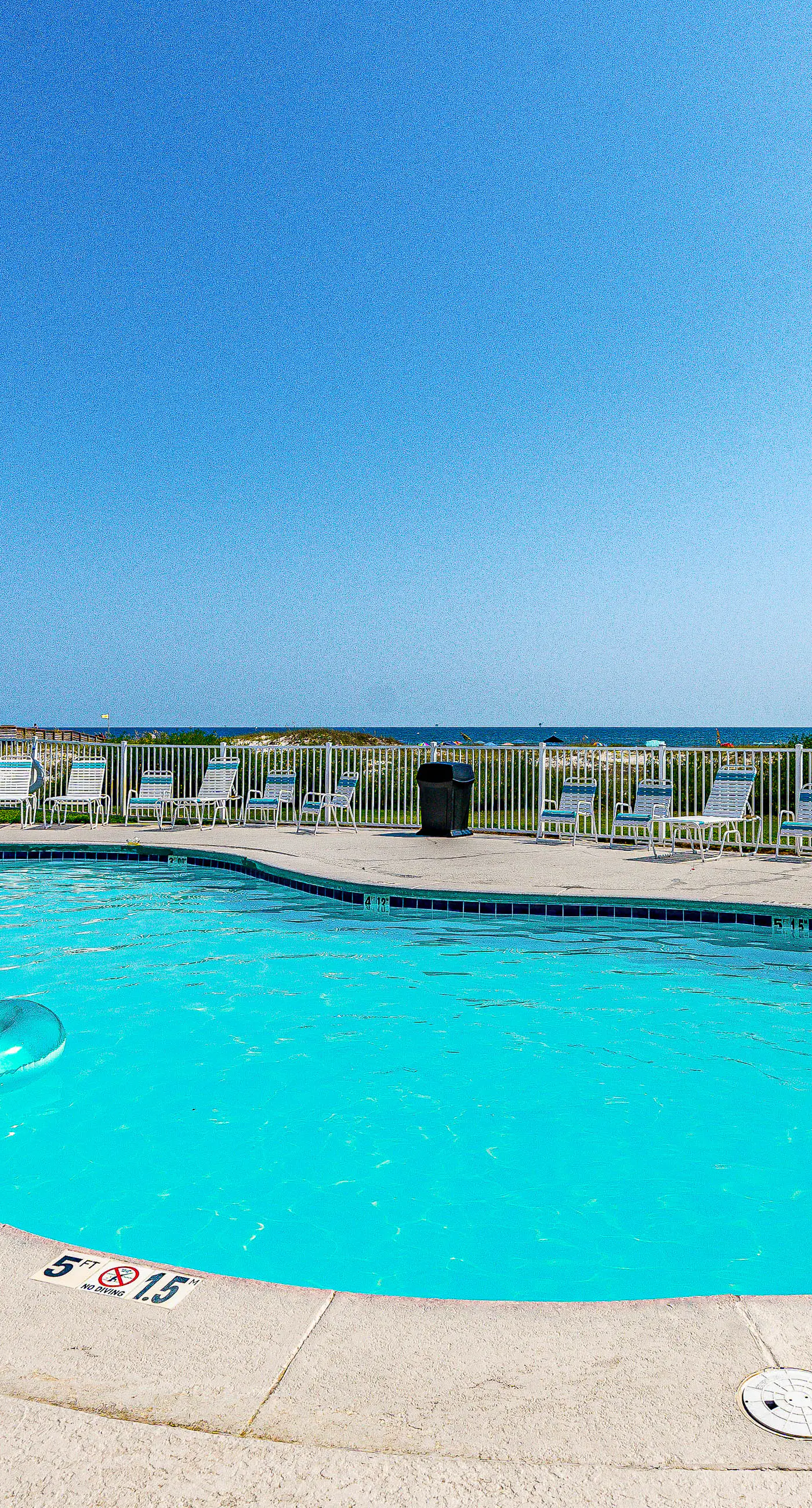 Waterfront condo with shared pool & hot tub - near dining & the beach