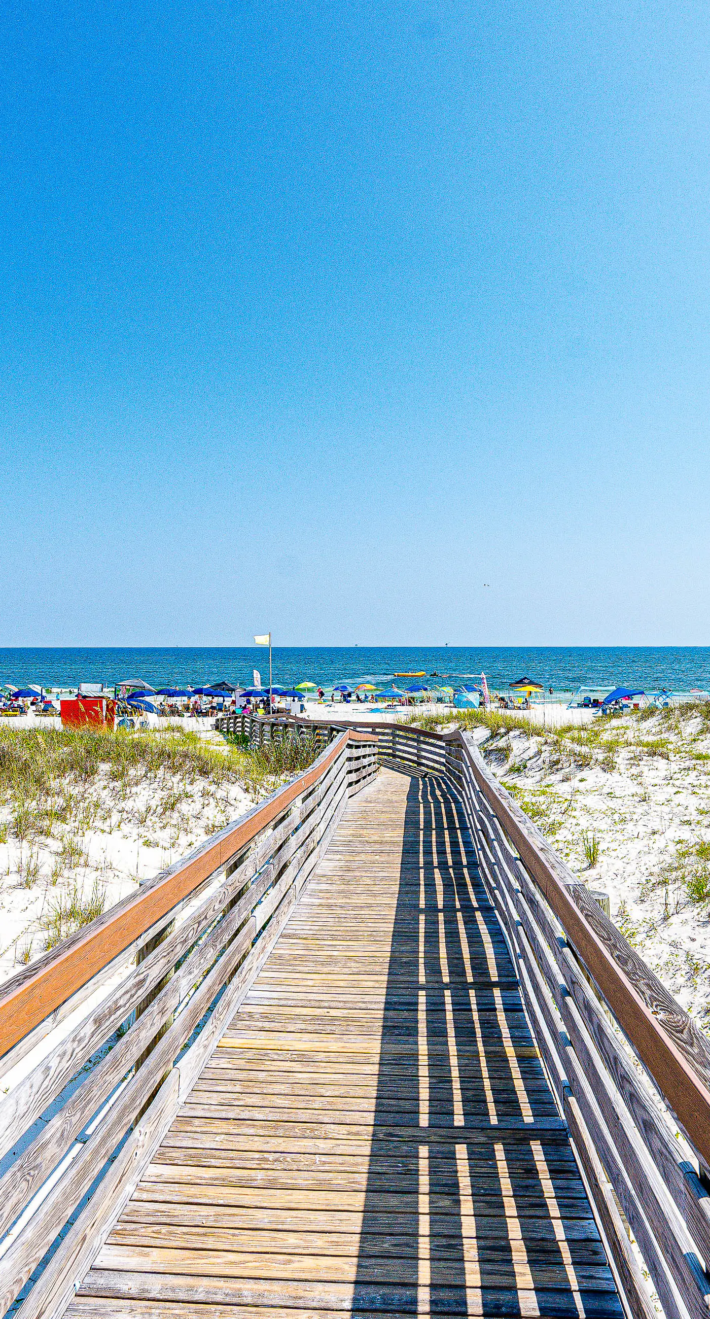 Waterfront condo with shared pool & hot tub - near dining & the beach