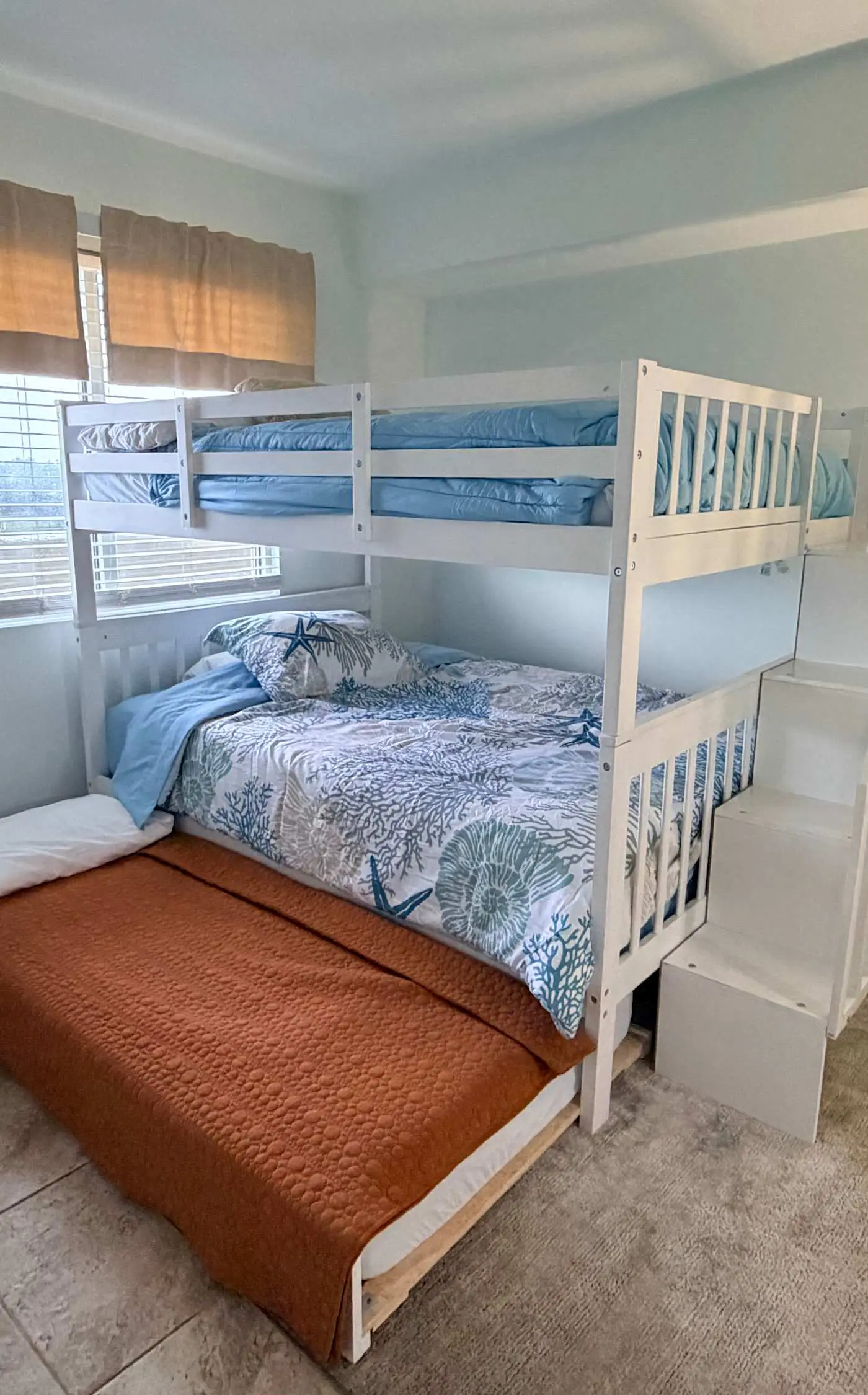 Waterfront Plantation Palms condo with shared pool & hot tub, walk to beach