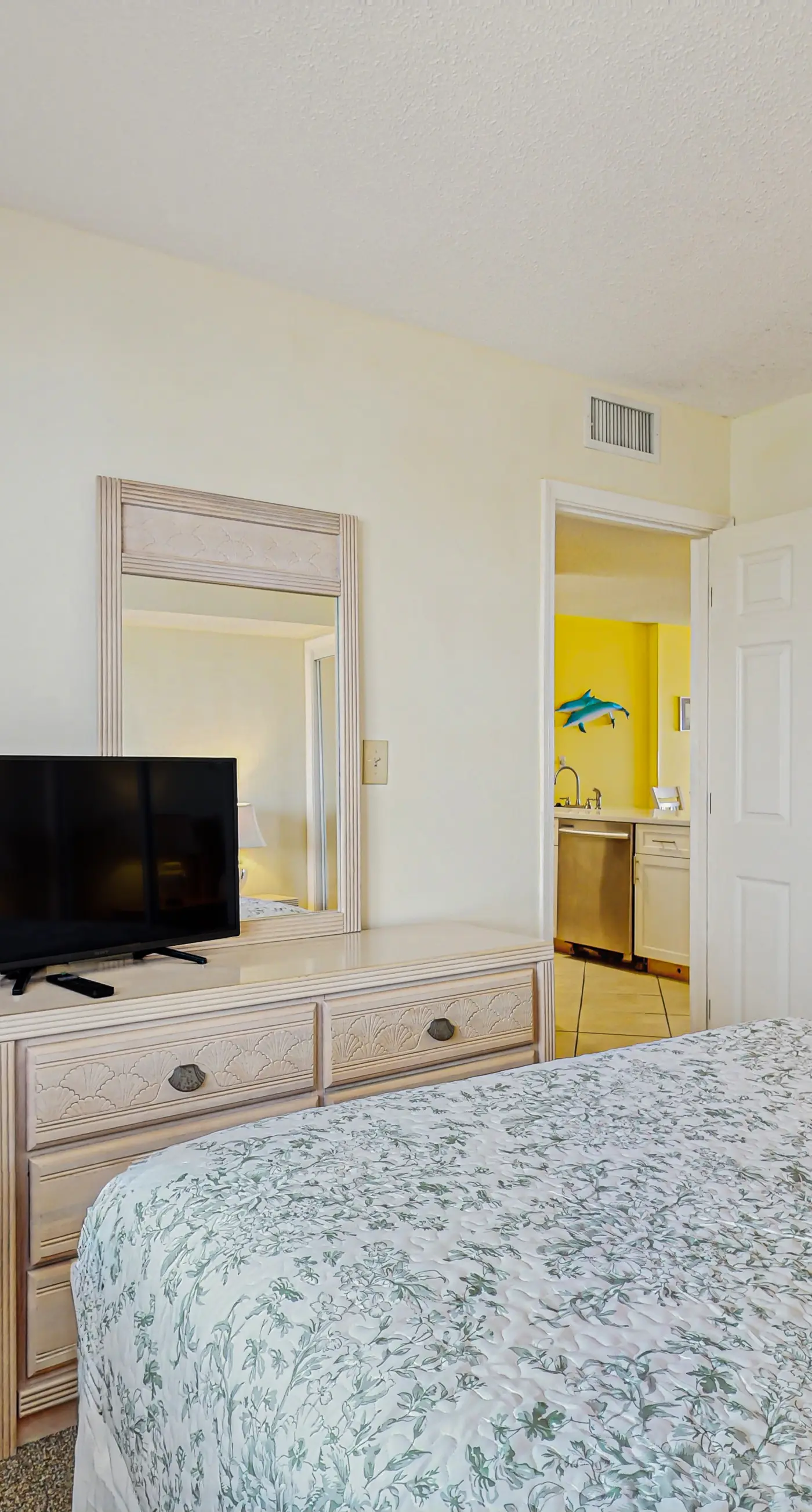 Beachfront condo with balcony, Gulf views, pools, gym, & game room at Plantation Palms