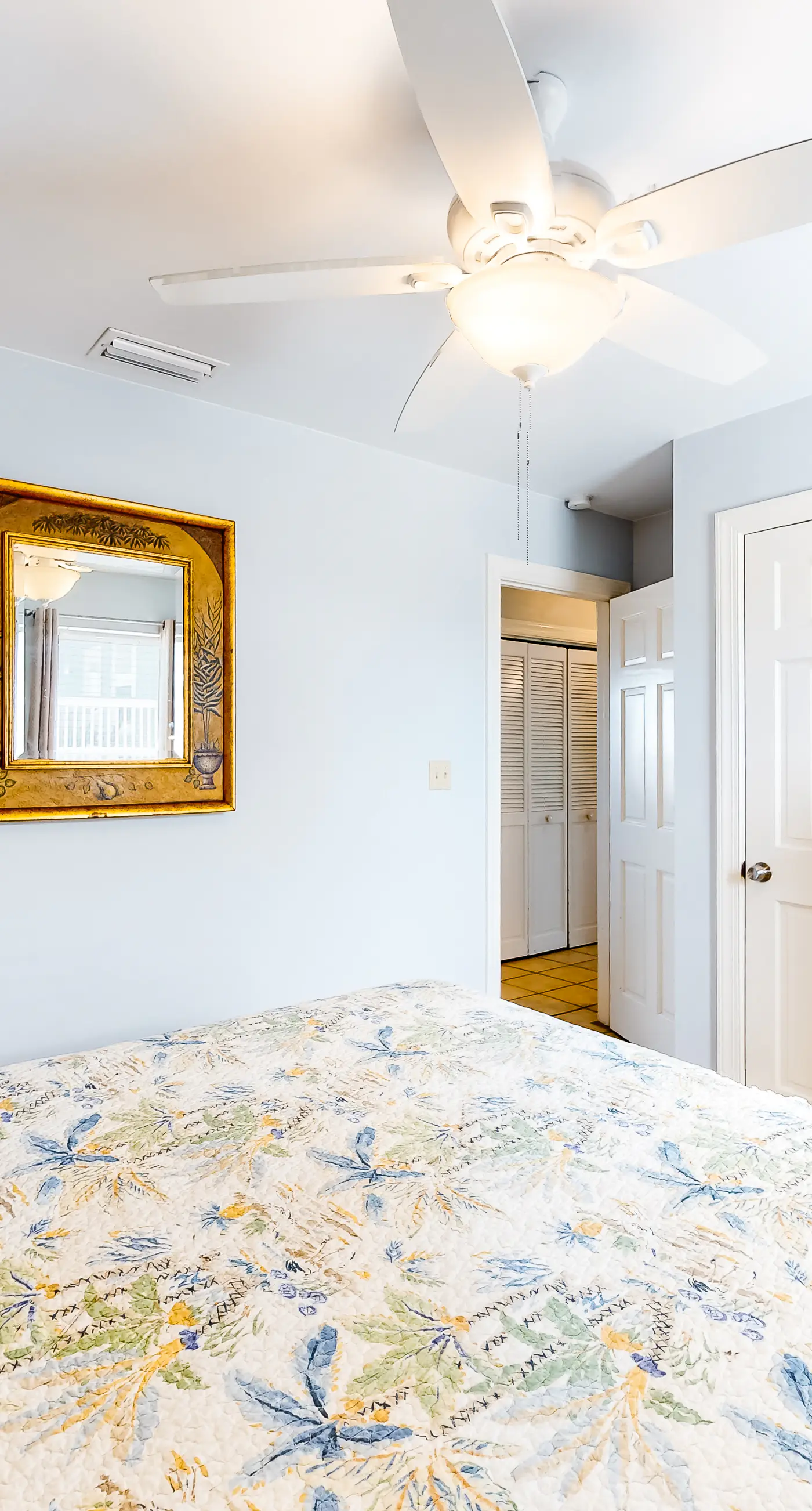 Coastal Living Cottage on Mobile Bay with Private Beach Access