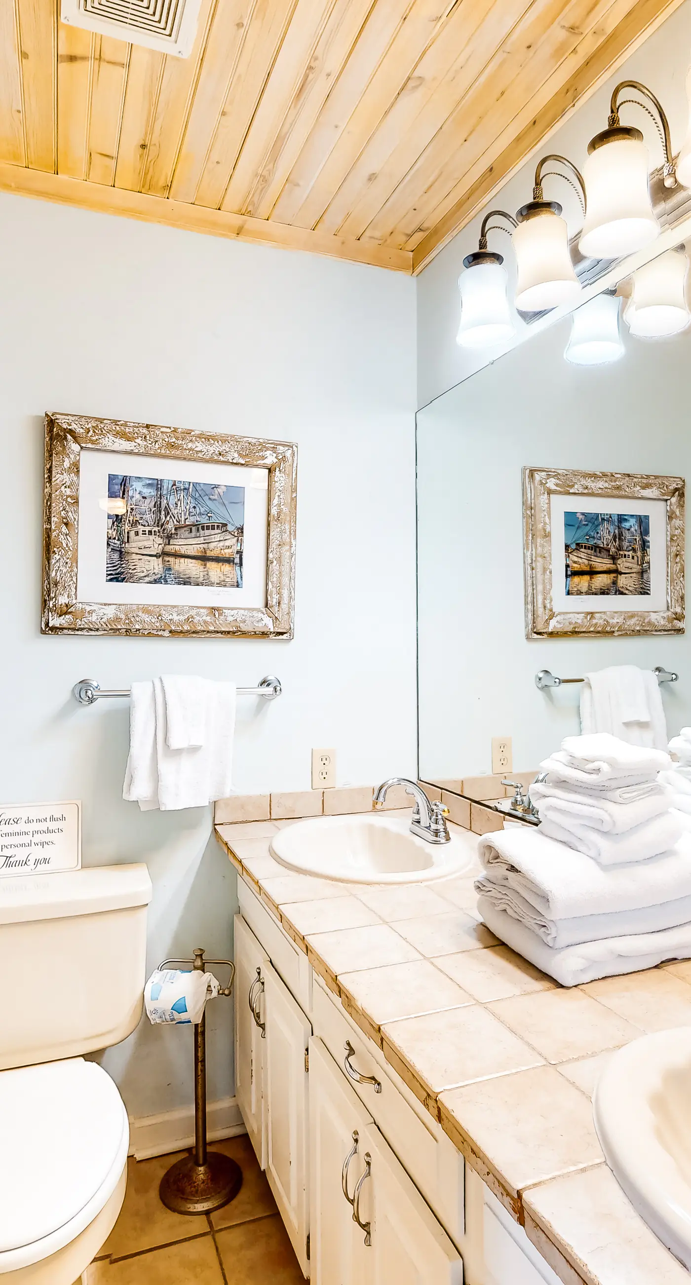 Coastal Living Cottage on Mobile Bay with Private Beach Access