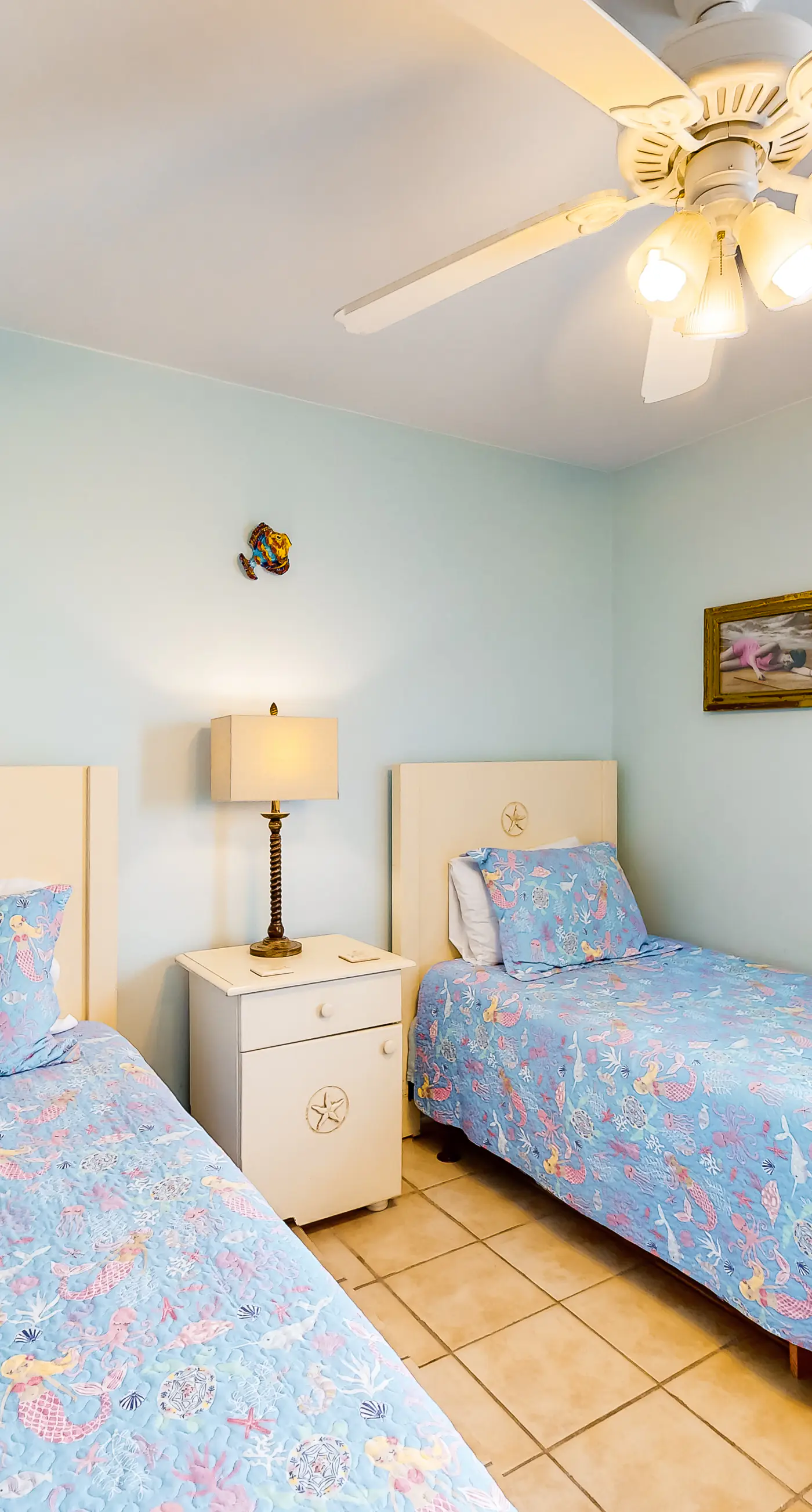 Coastal Living Cottage on Mobile Bay with Private Beach Access