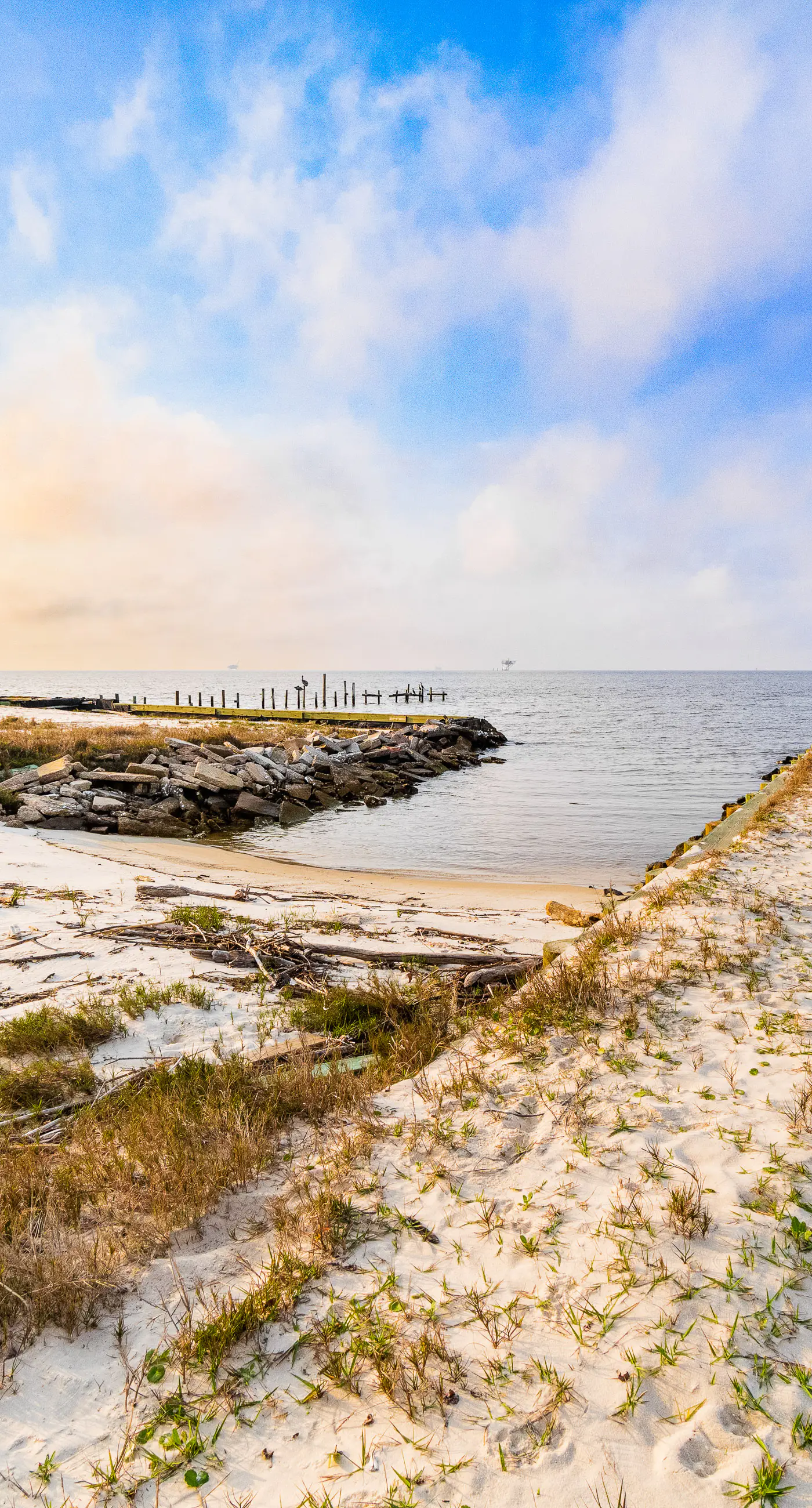 Coastal Living Cottage on Mobile Bay with Private Beach Access