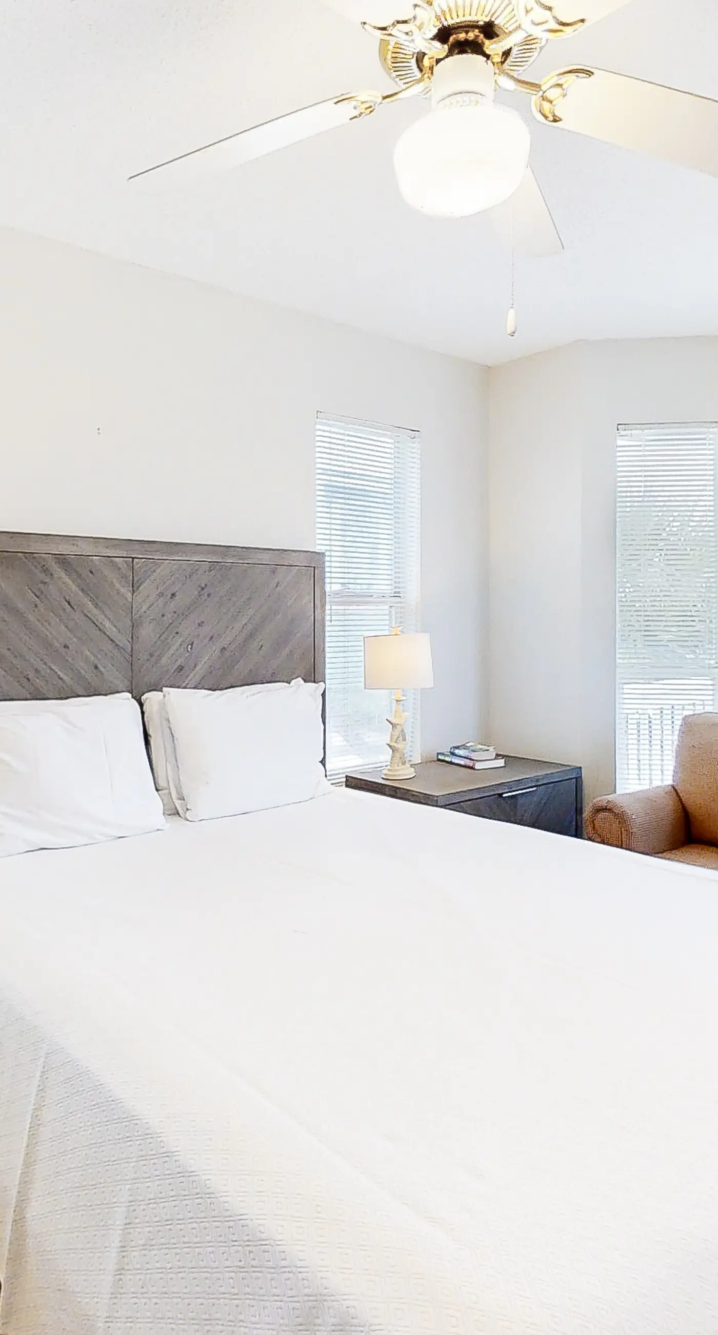 Dog-friendly home near the beach with grill, central AC & balcony