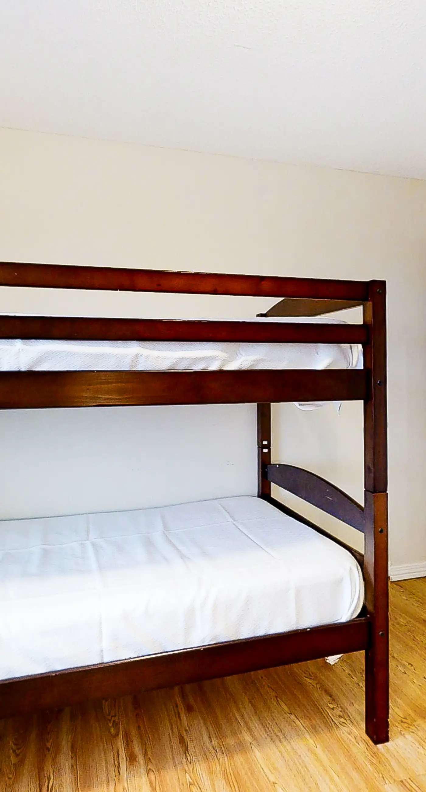 Dog-friendly home near the beach with grill, central AC & balcony