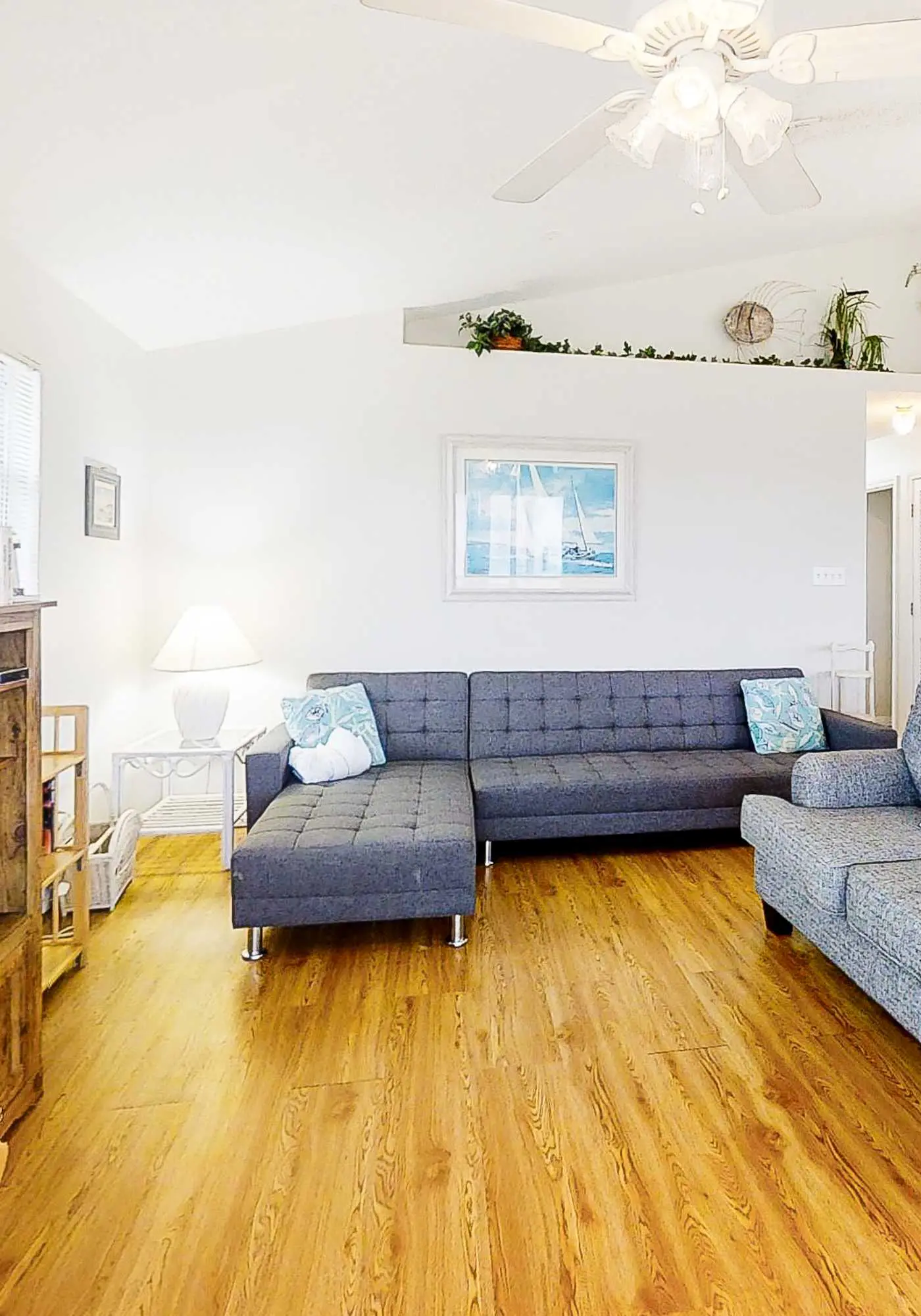 Dog-friendly home near the beach with grill, central AC & balcony