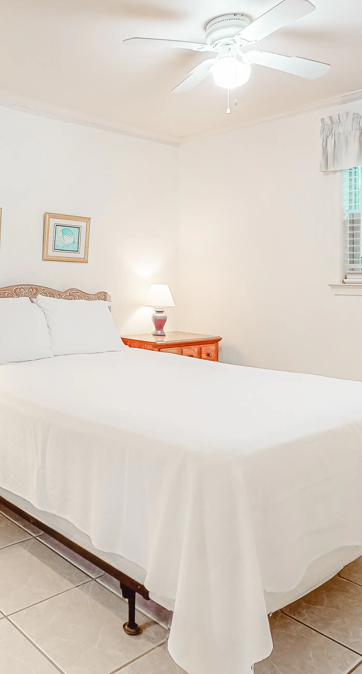 Beachfront home with furnished deck, great location, & WiFi