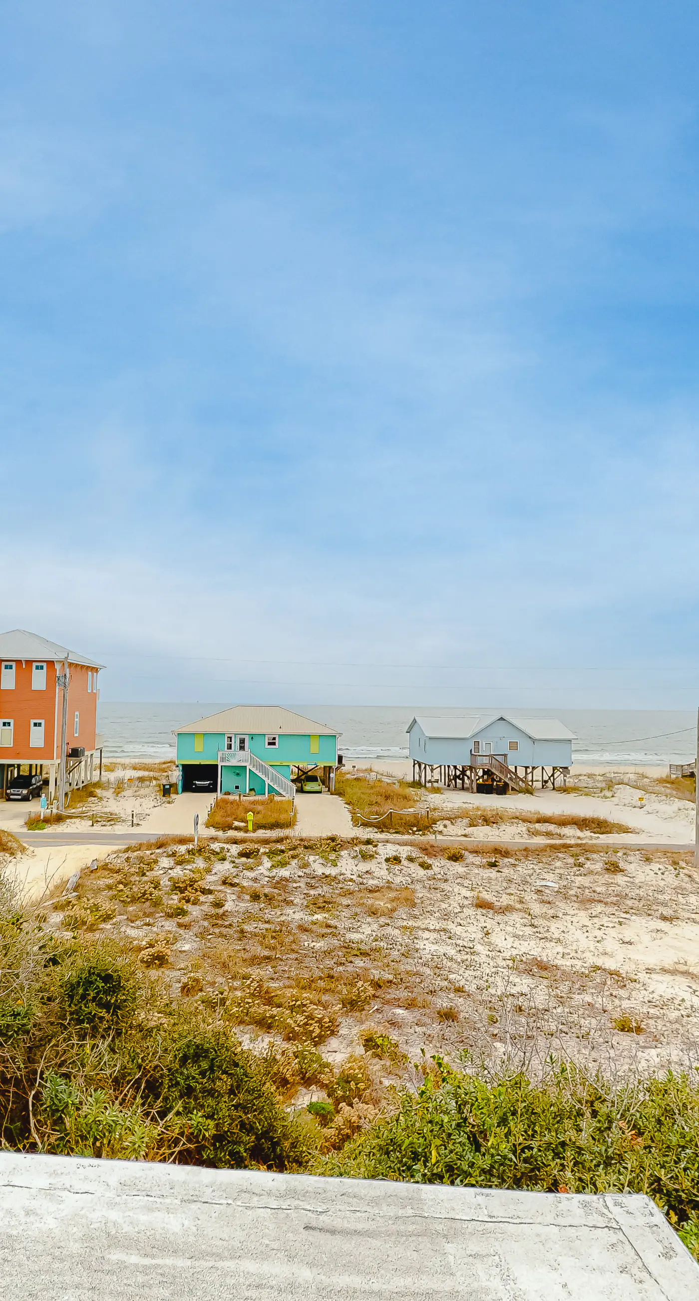 Beachfront home with furnished deck, great location, & WiFi