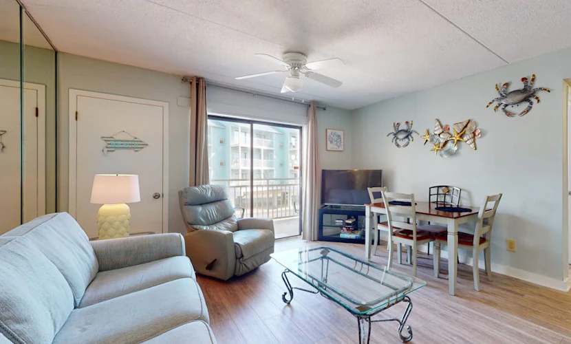 Beach & Gulf-Front House with Beach Views, Balcony, Central AC