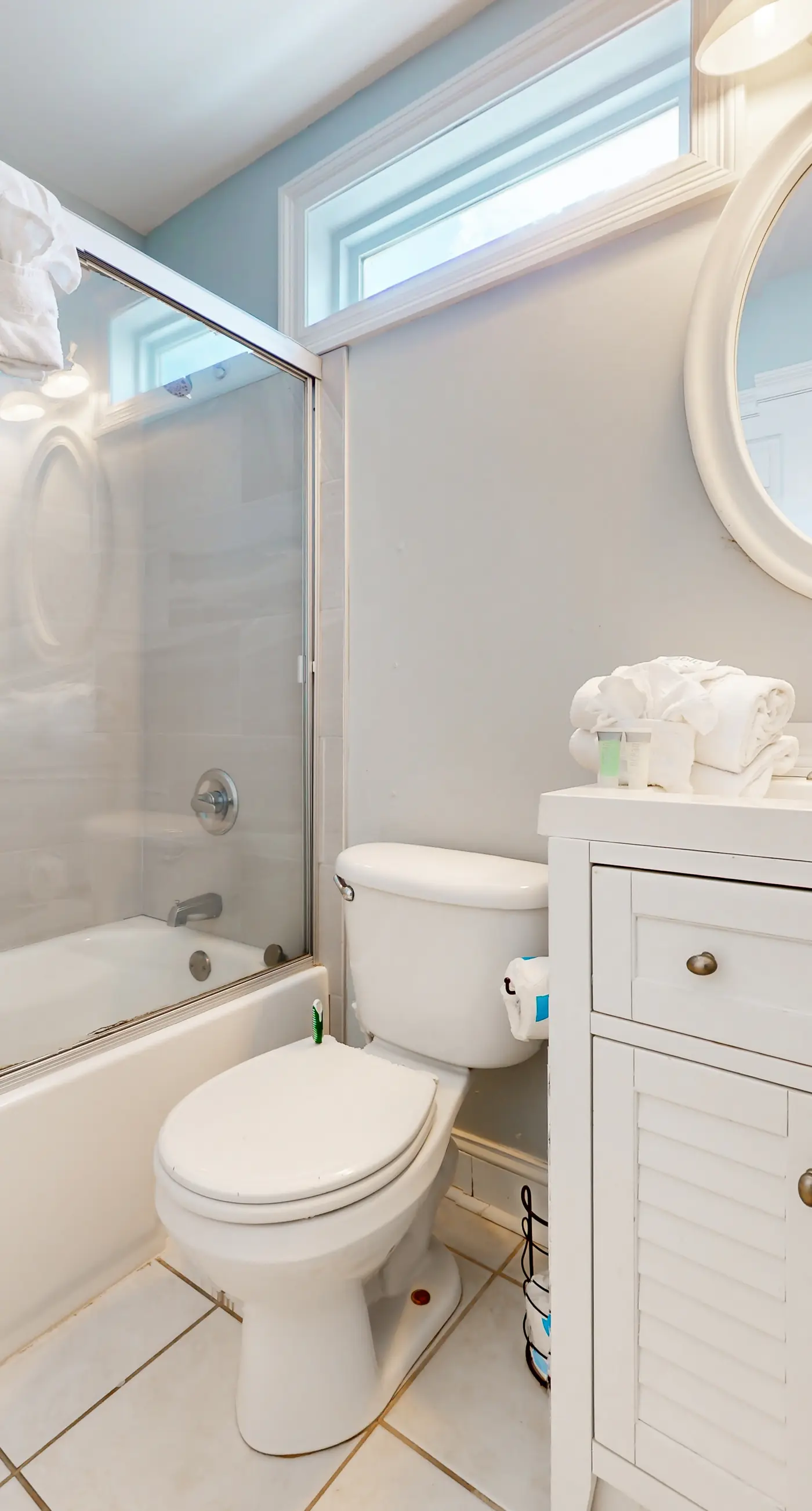 Beachfront Dog-Friendly Home w/Deck, Private Outdoor Pool, A/C, Grill, Free WiFi