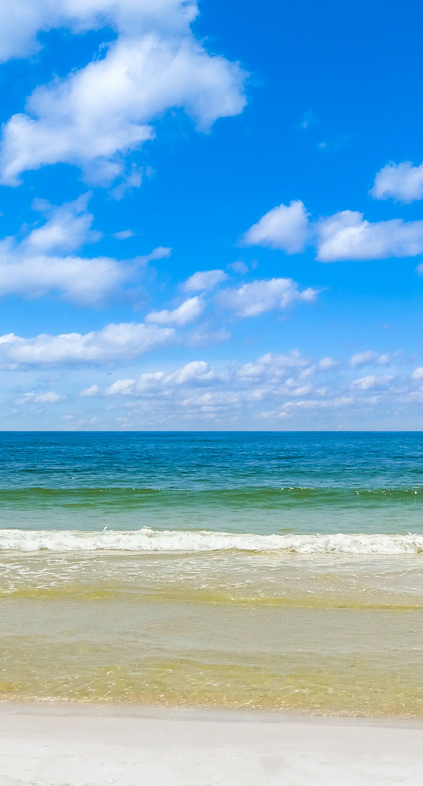 Condo Steps from the Sand with Balcony, Resort Pools, Central AC, & WiFi