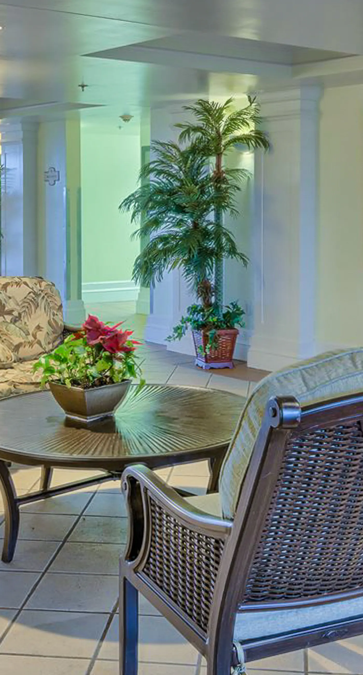 Lovely Condo on 11th Floor with Shared Pool, Hot Tub, Sauna, Balcony, Free WiFi