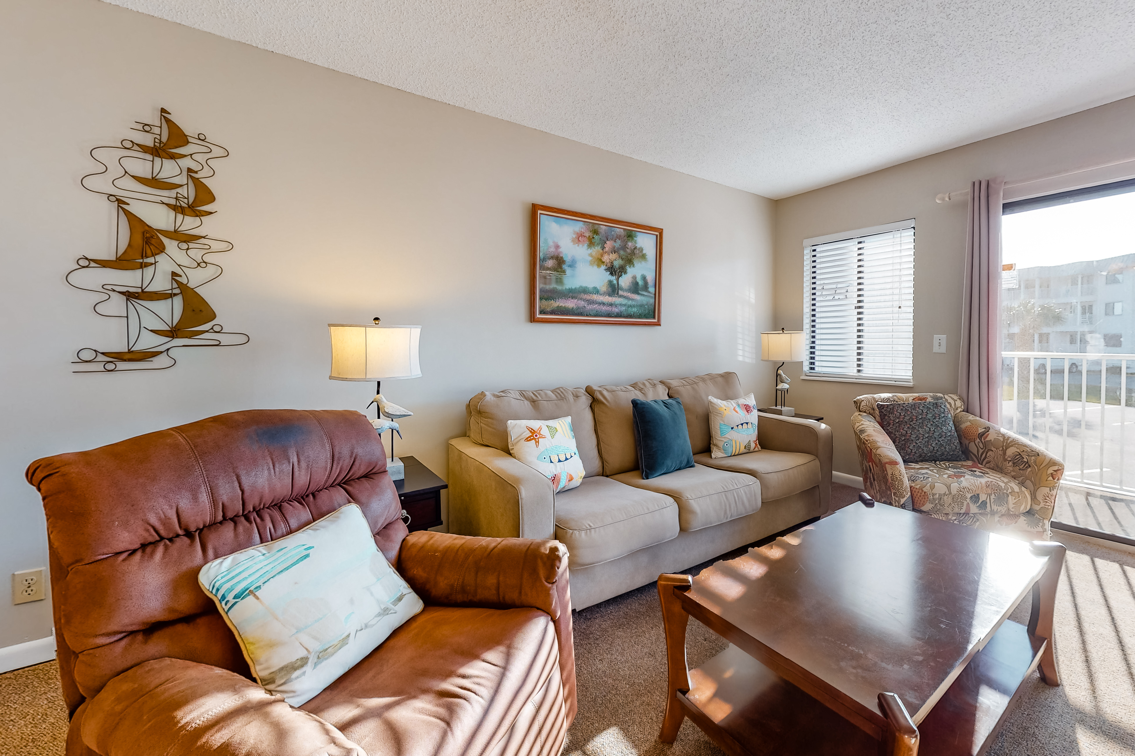 Condo w/Balcony, Free WiFi & Shared Resort Pools - Close to the Beach & Golf