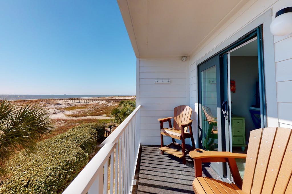 Gulf-Front Condo on the Dunes with Balcony & Shared Pool
